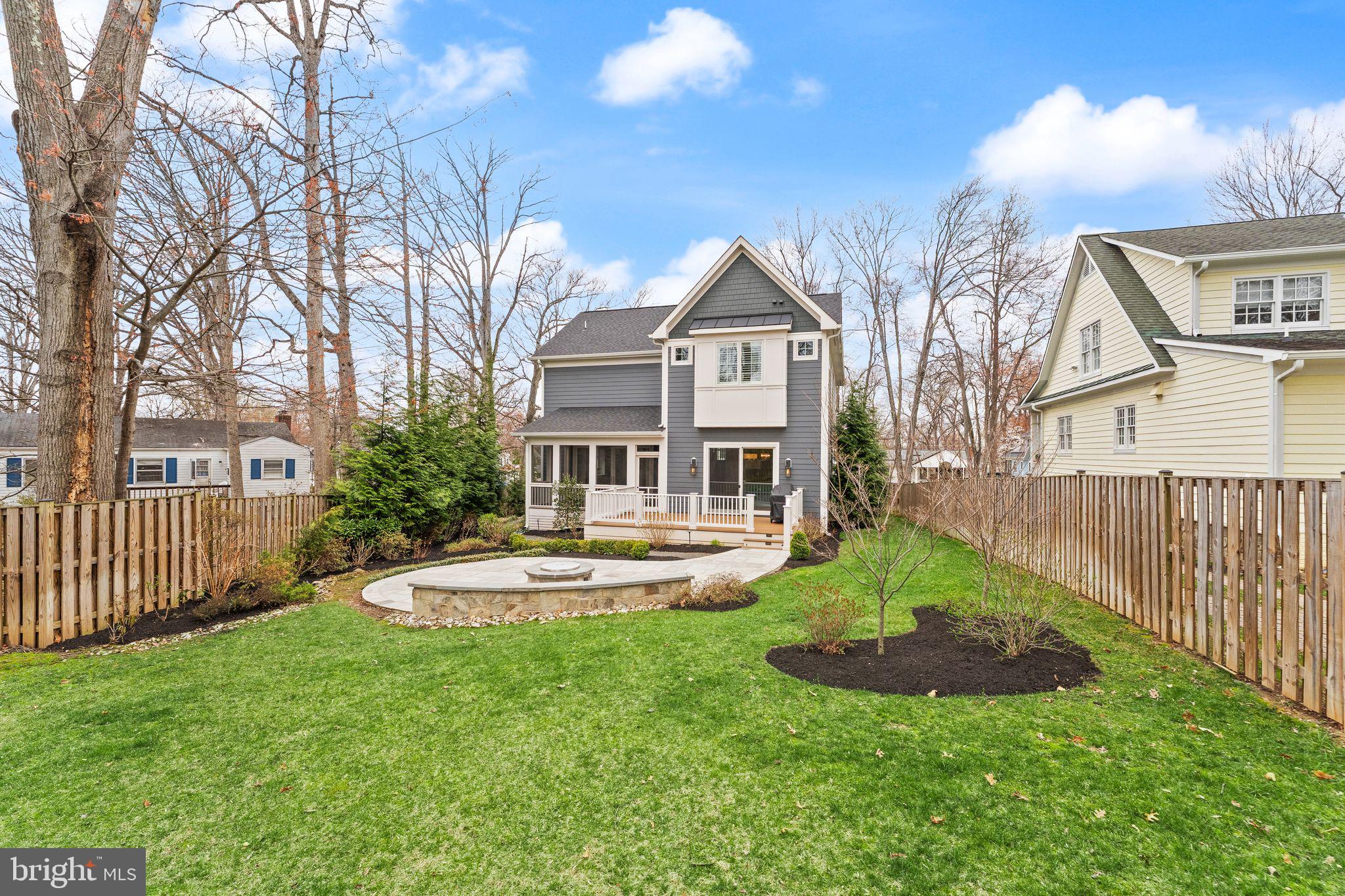 KINGCREST - Residential