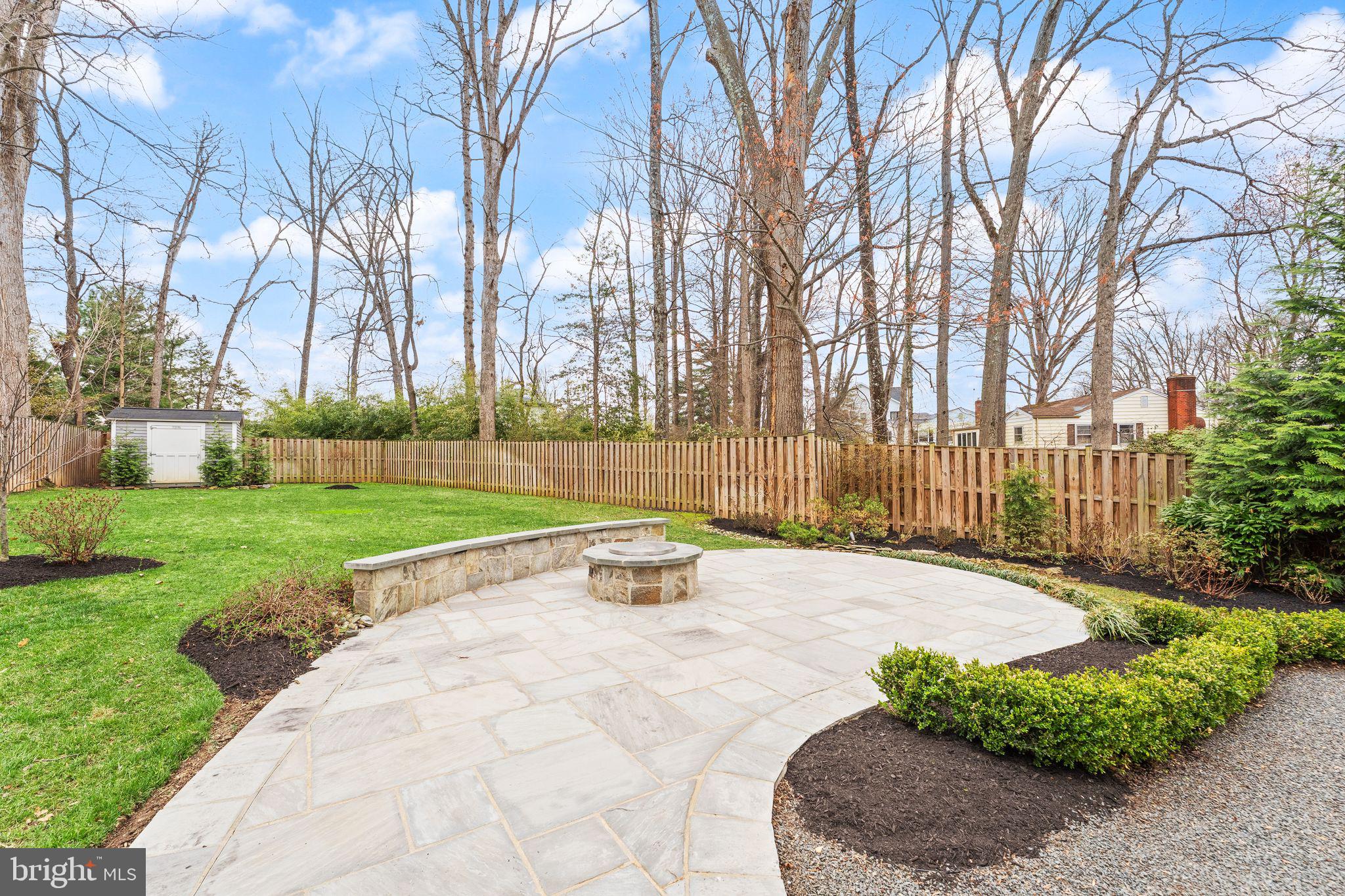 KINGCREST - Residential