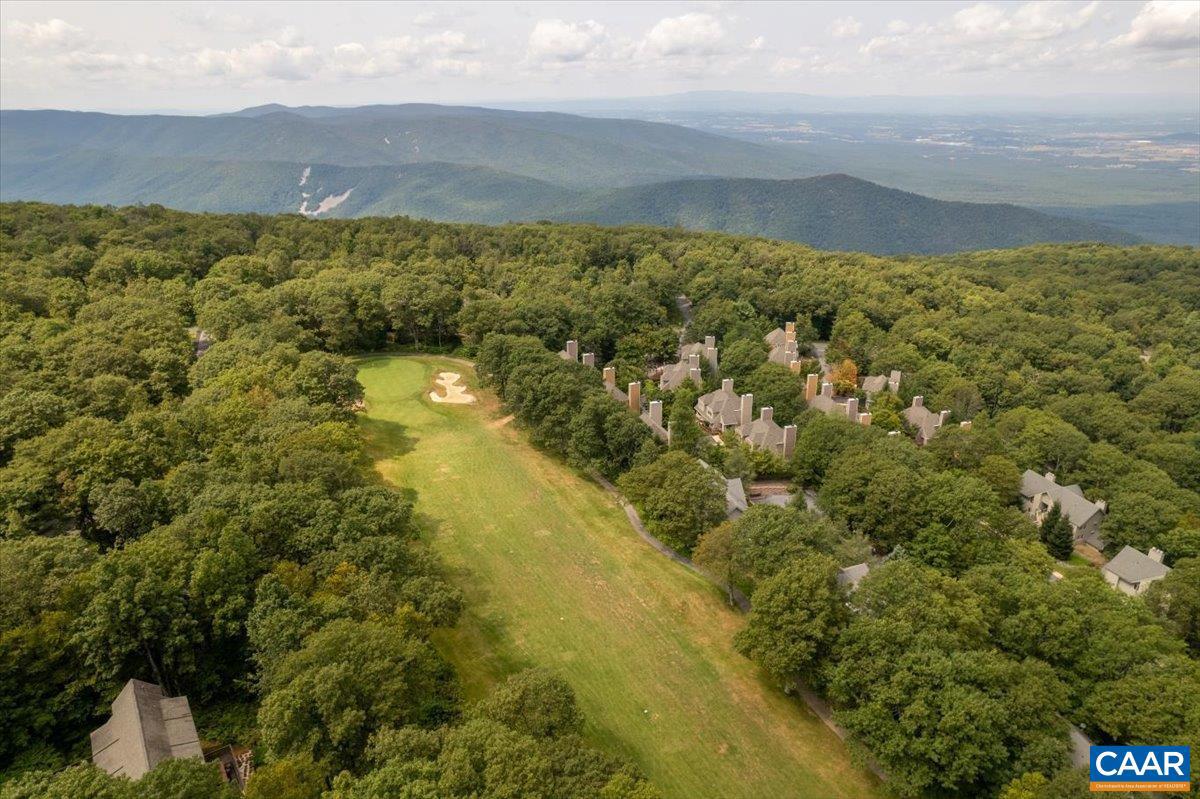 WINTERGREEN RESORT - Residential
