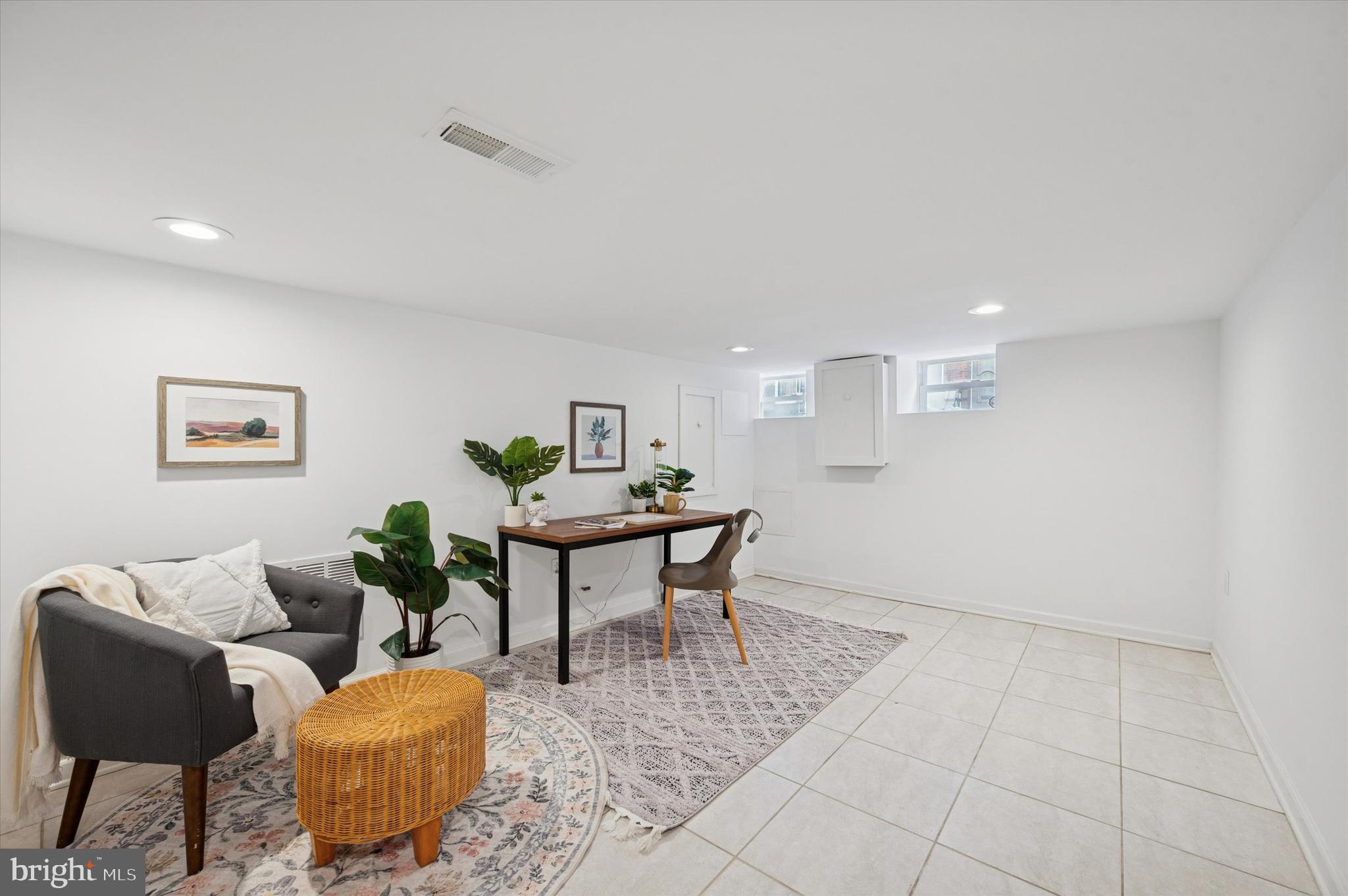 NEWBOLD - Residential