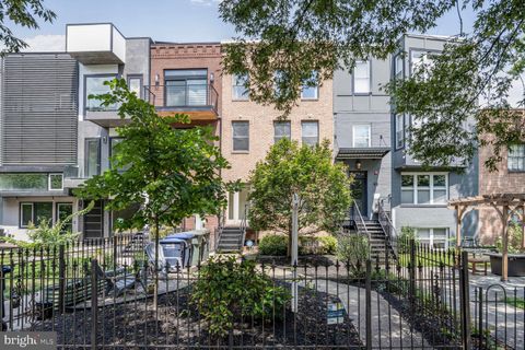1645 NEW JERSEY AVENUE NW 2 WASHINGTON DC 20001