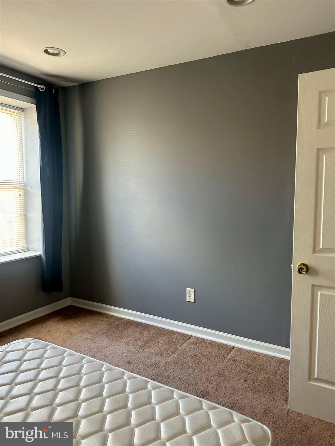 MANTUA - Residential