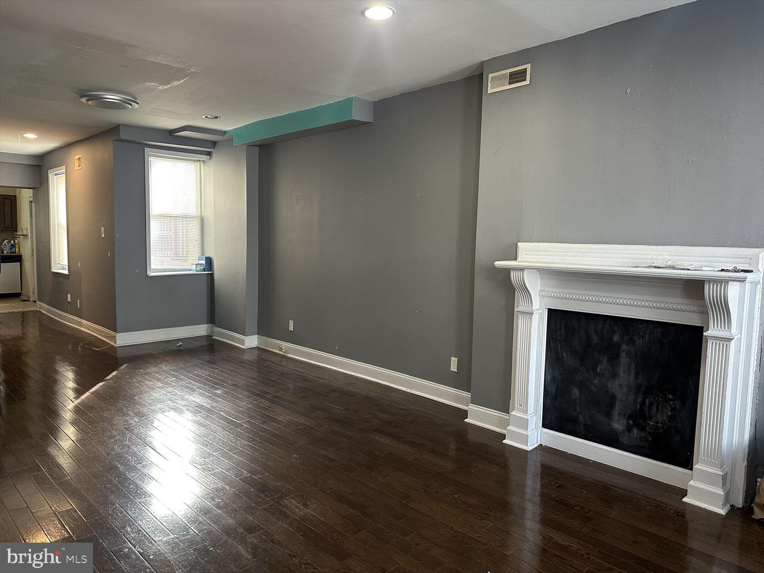 MANTUA - Residential