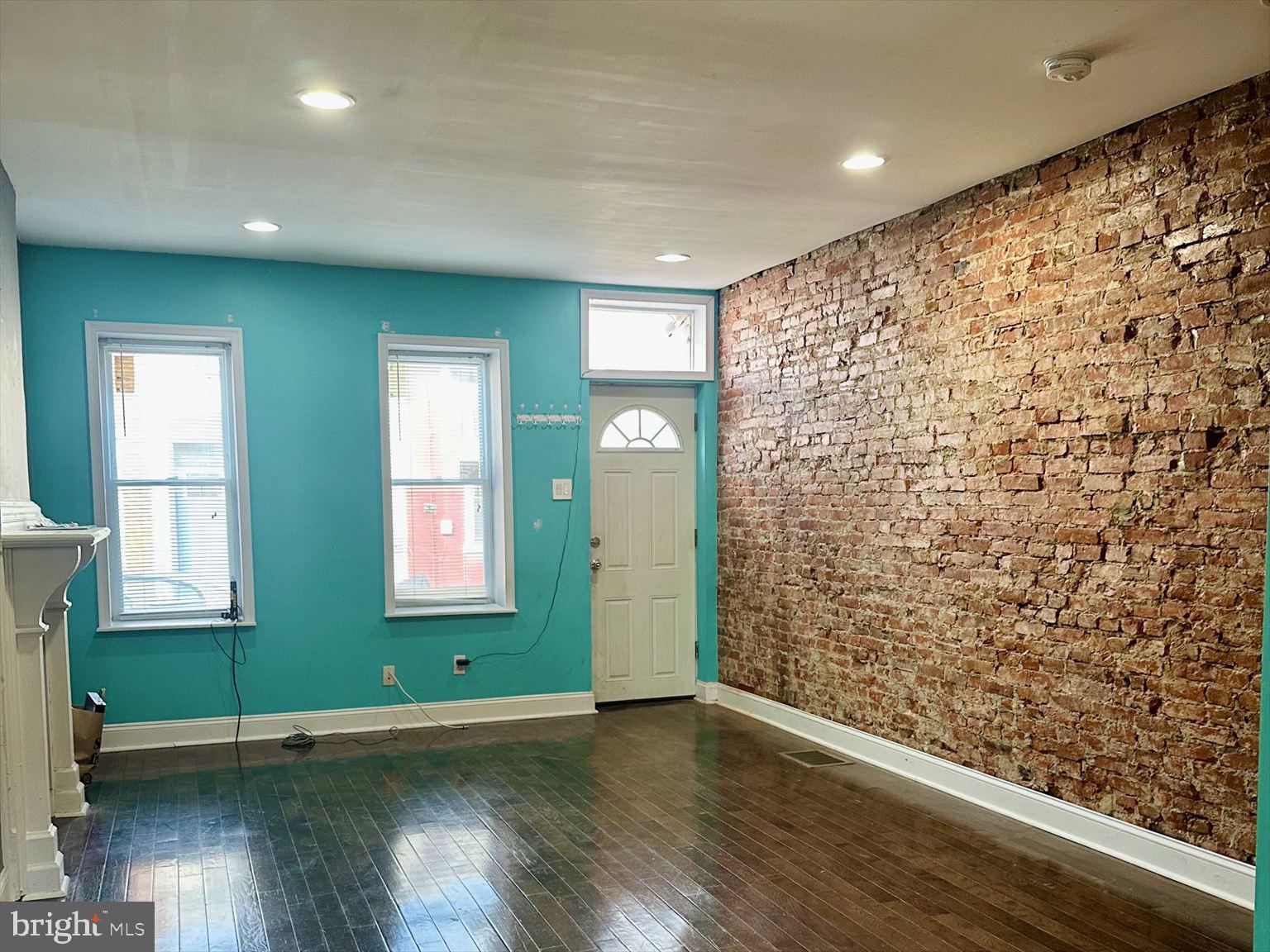 MANTUA - Residential