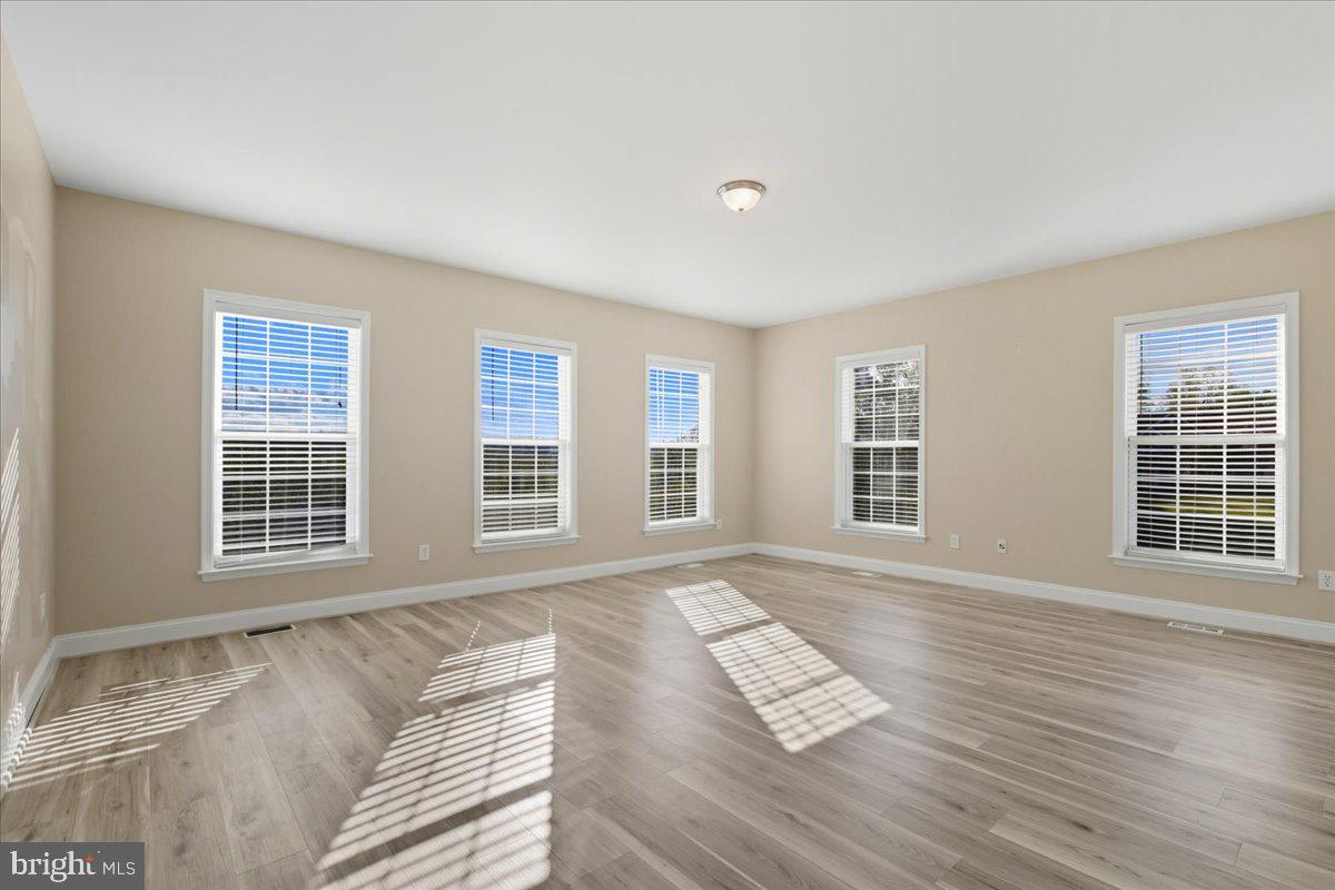 POPLAR HILLS - Residential