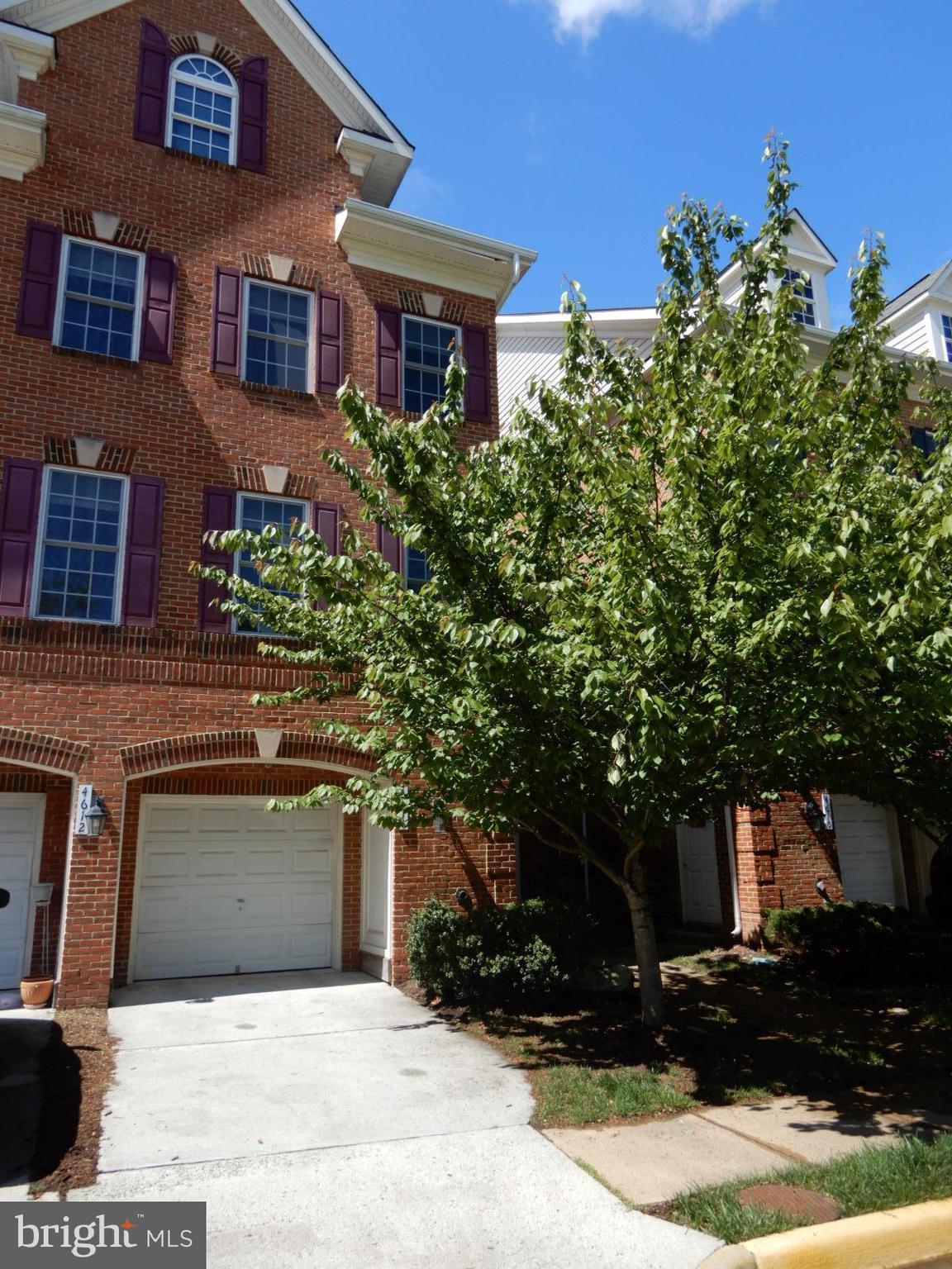 WILLOW OAKS - Residential Lease