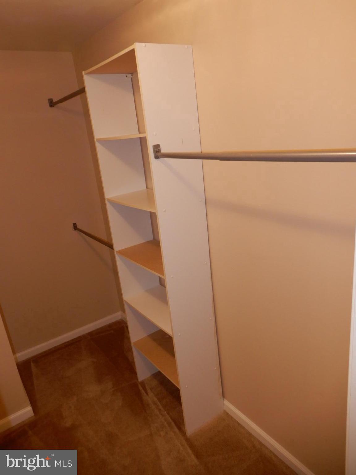 WILLOW OAKS - Residential Lease