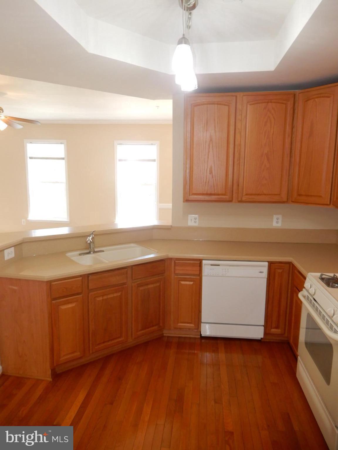 WILLOW OAKS - Residential Lease