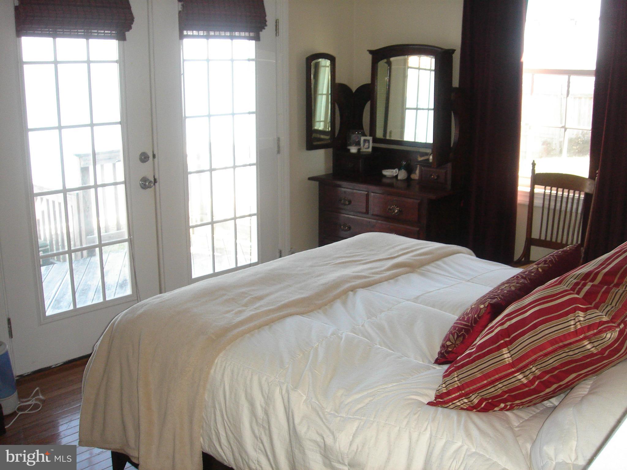 POTOMAC SHORES - Residential