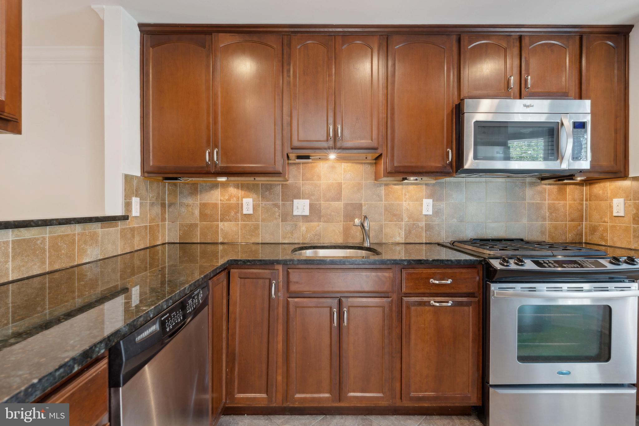 RUSSETT - Residential