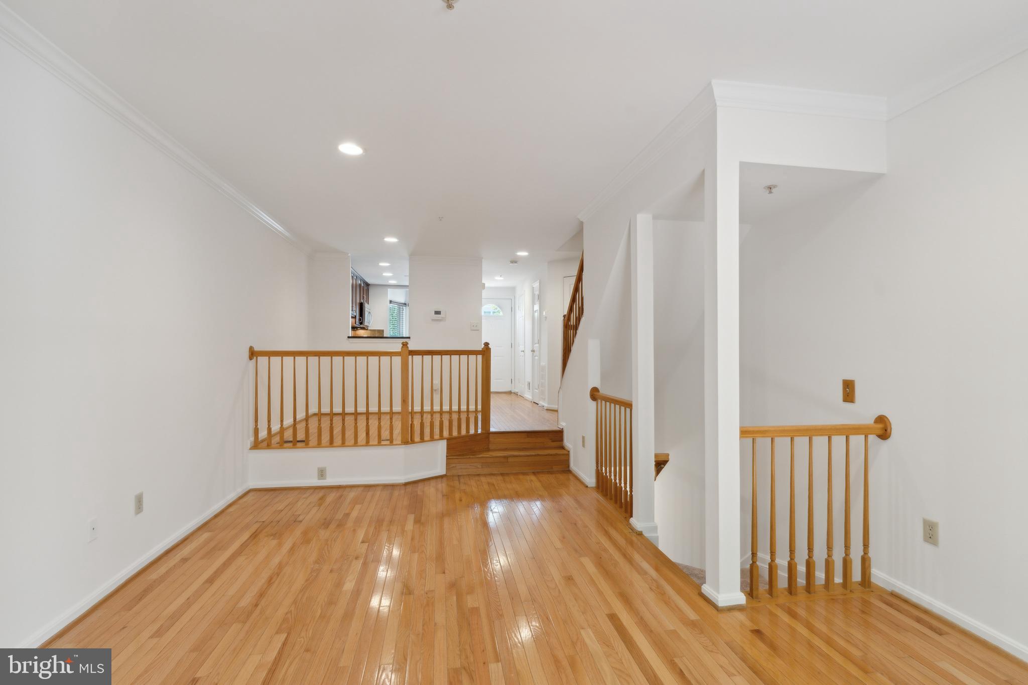 RUSSETT - Residential