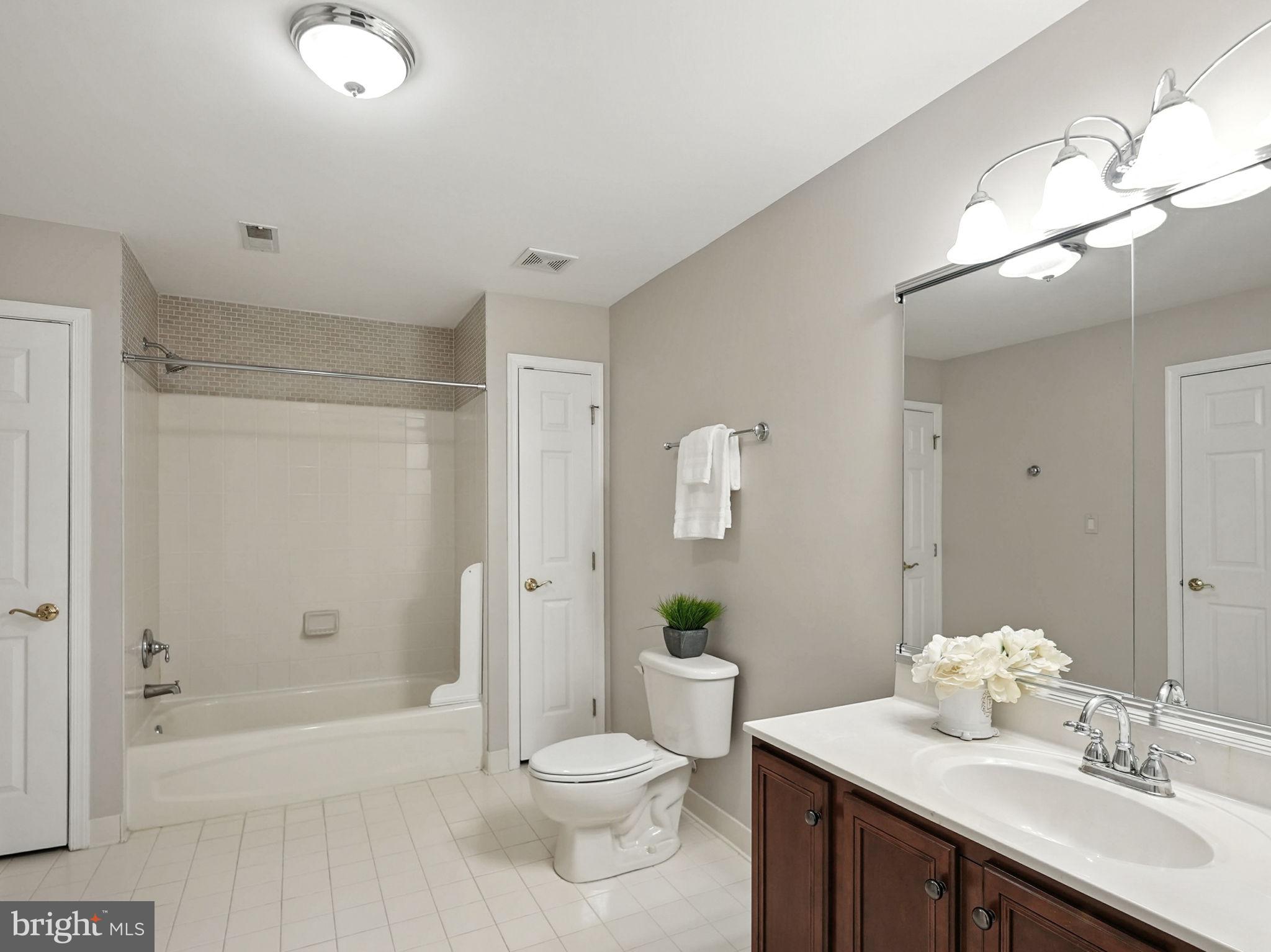 SHENSTONE - Residential