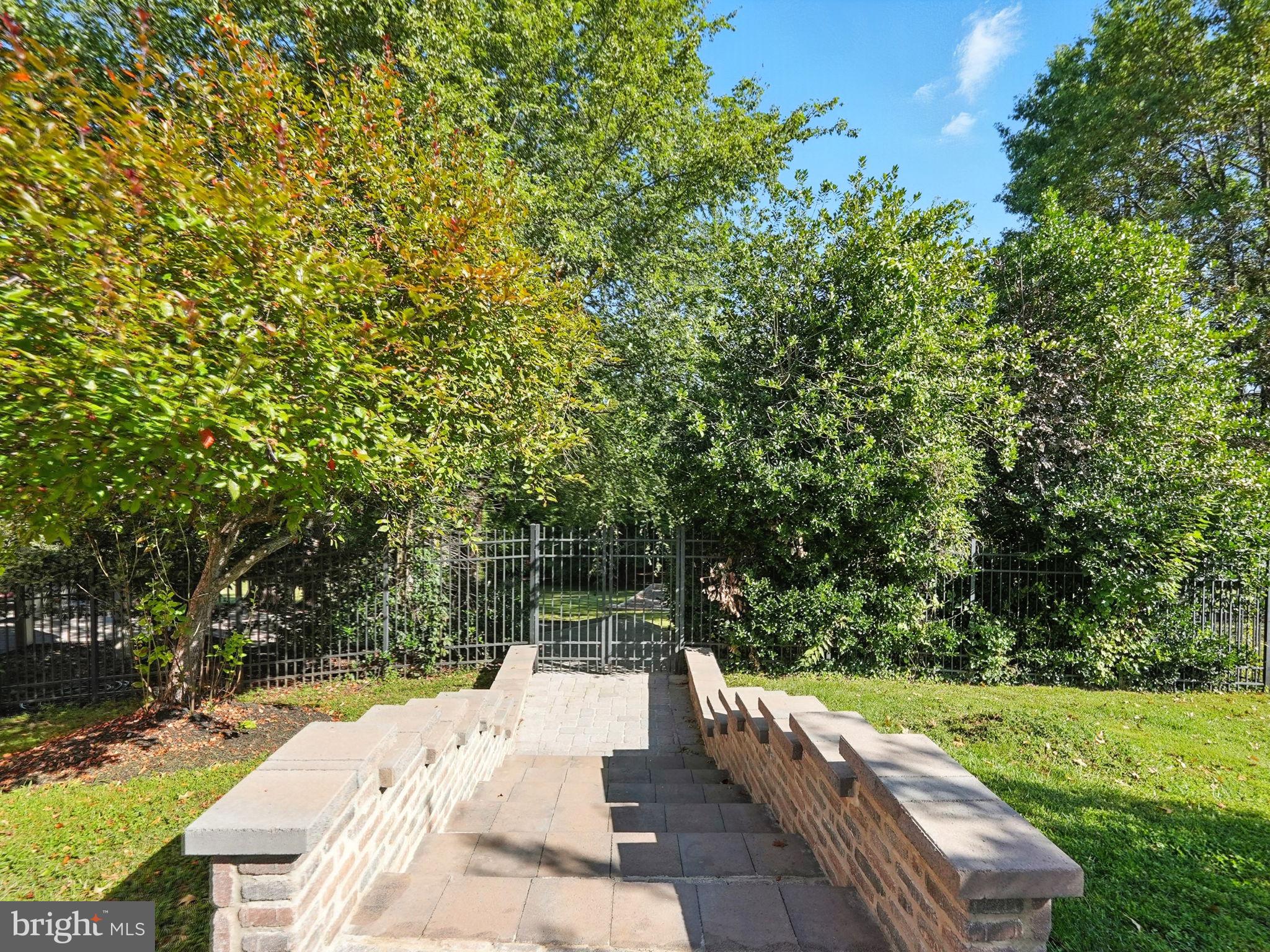 SHENSTONE - Residential