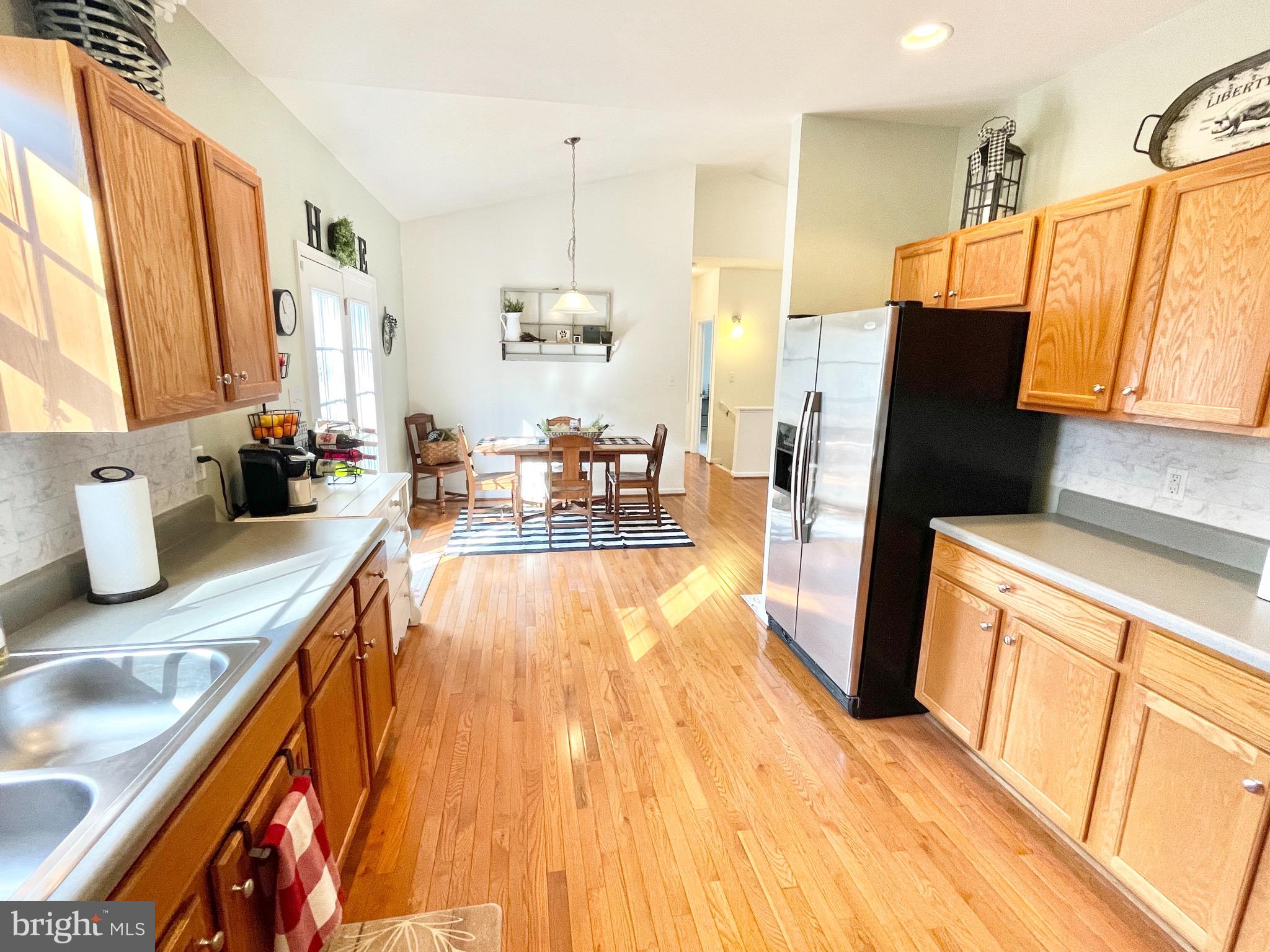 TWIN LAKES ESTATES - Residential