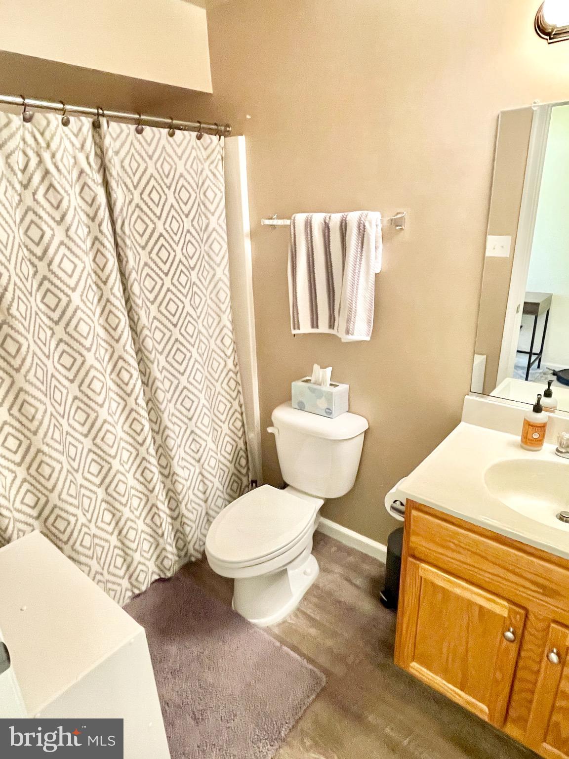 TWIN LAKES ESTATES - Residential