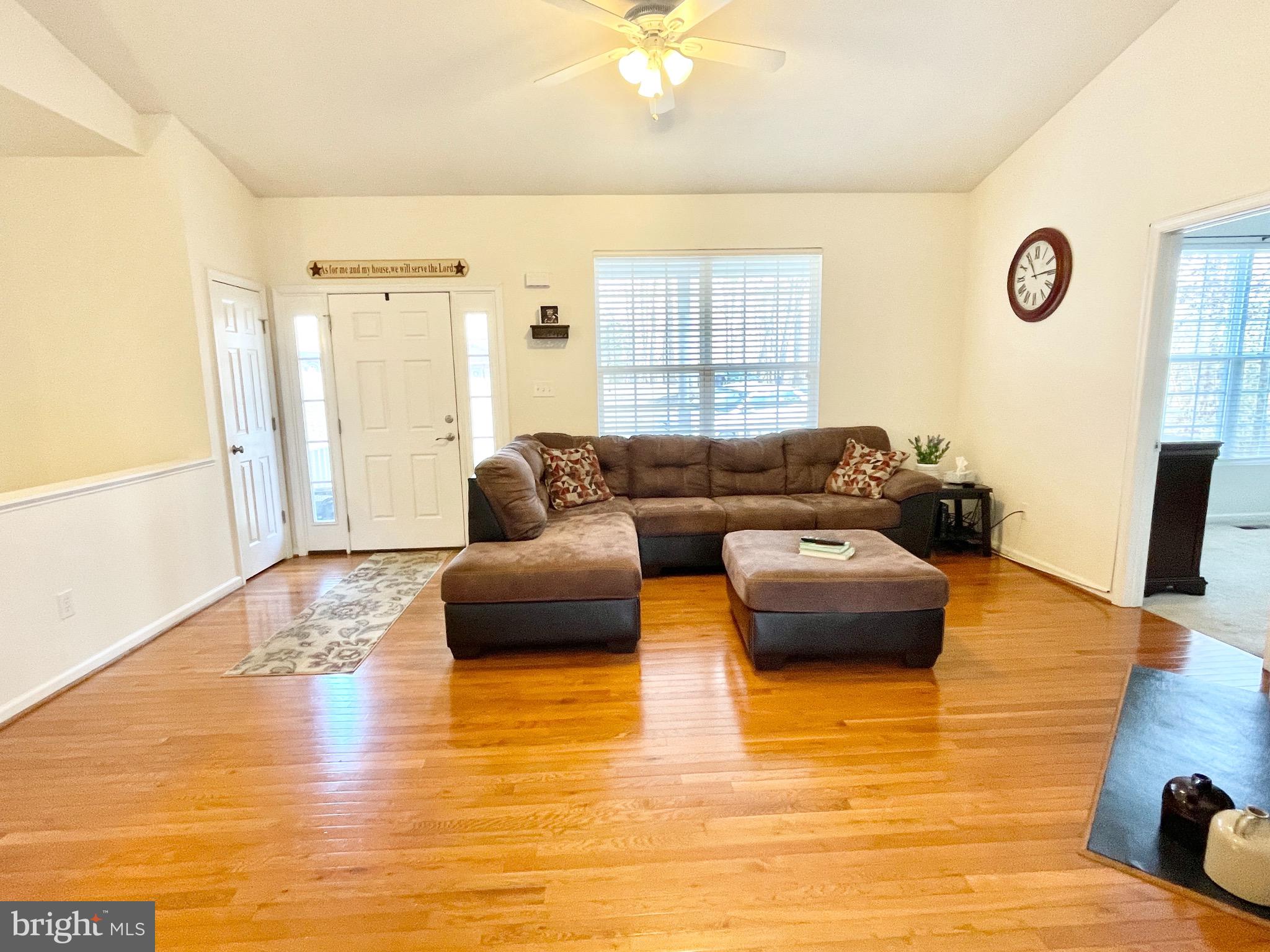 TWIN LAKES ESTATES - Residential