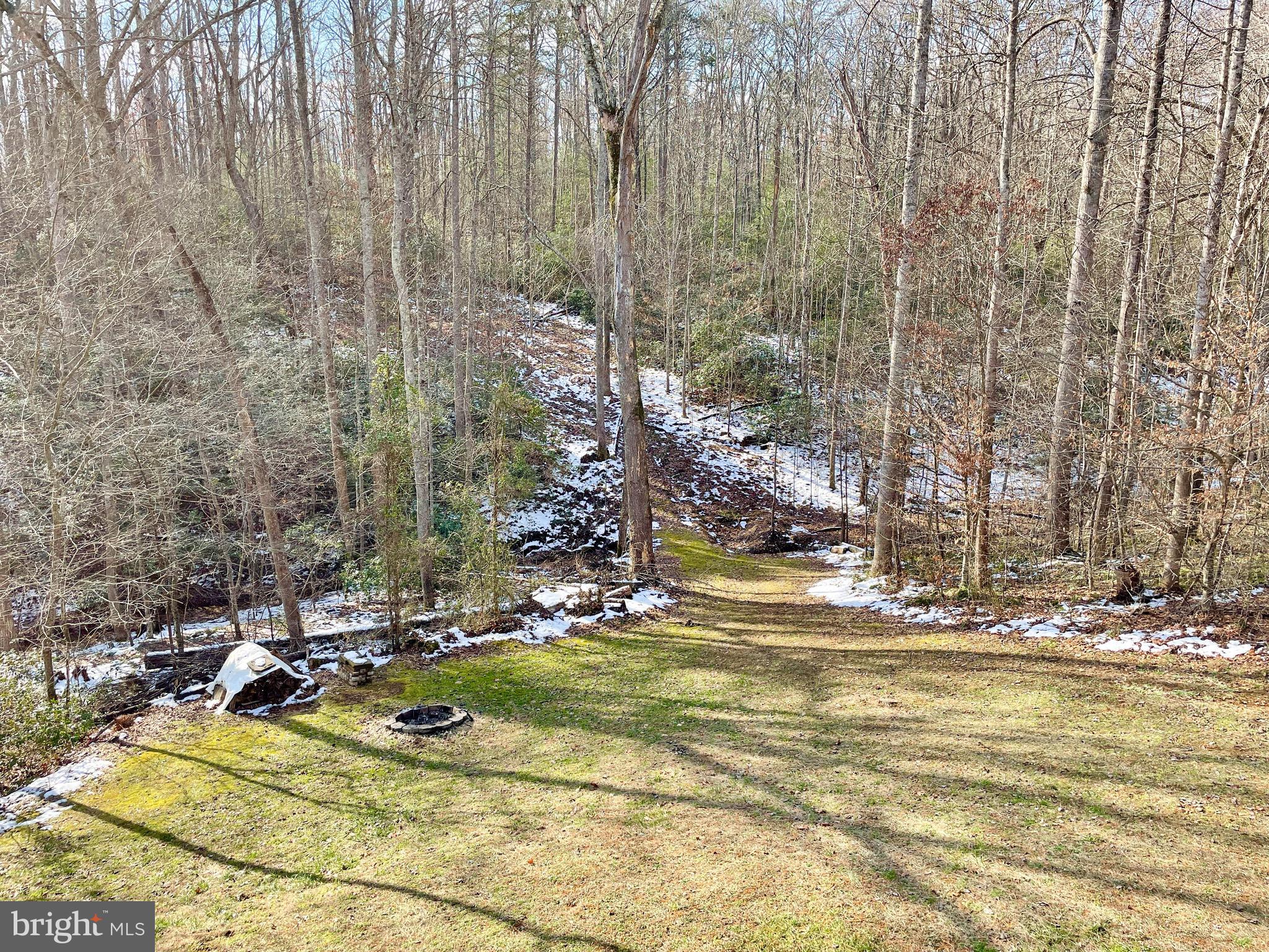 TWIN LAKES ESTATES - Residential