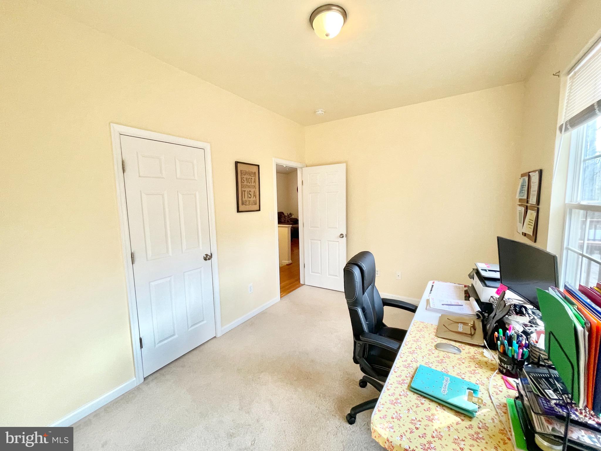 TWIN LAKES ESTATES - Residential