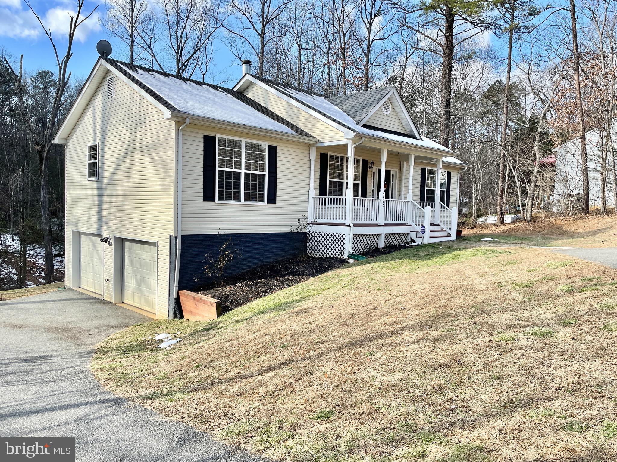 TWIN LAKES ESTATES - Residential