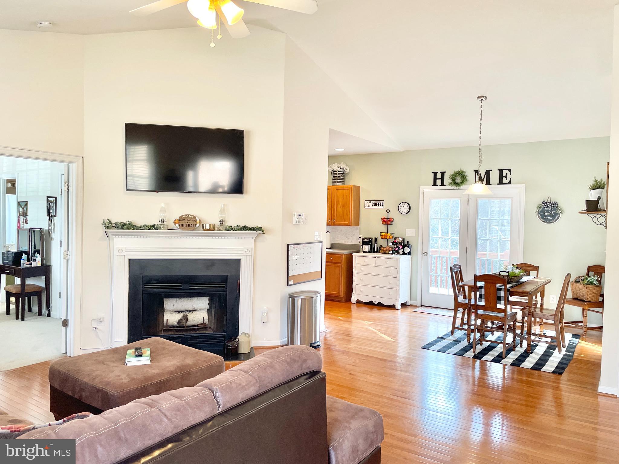 TWIN LAKES ESTATES - Residential