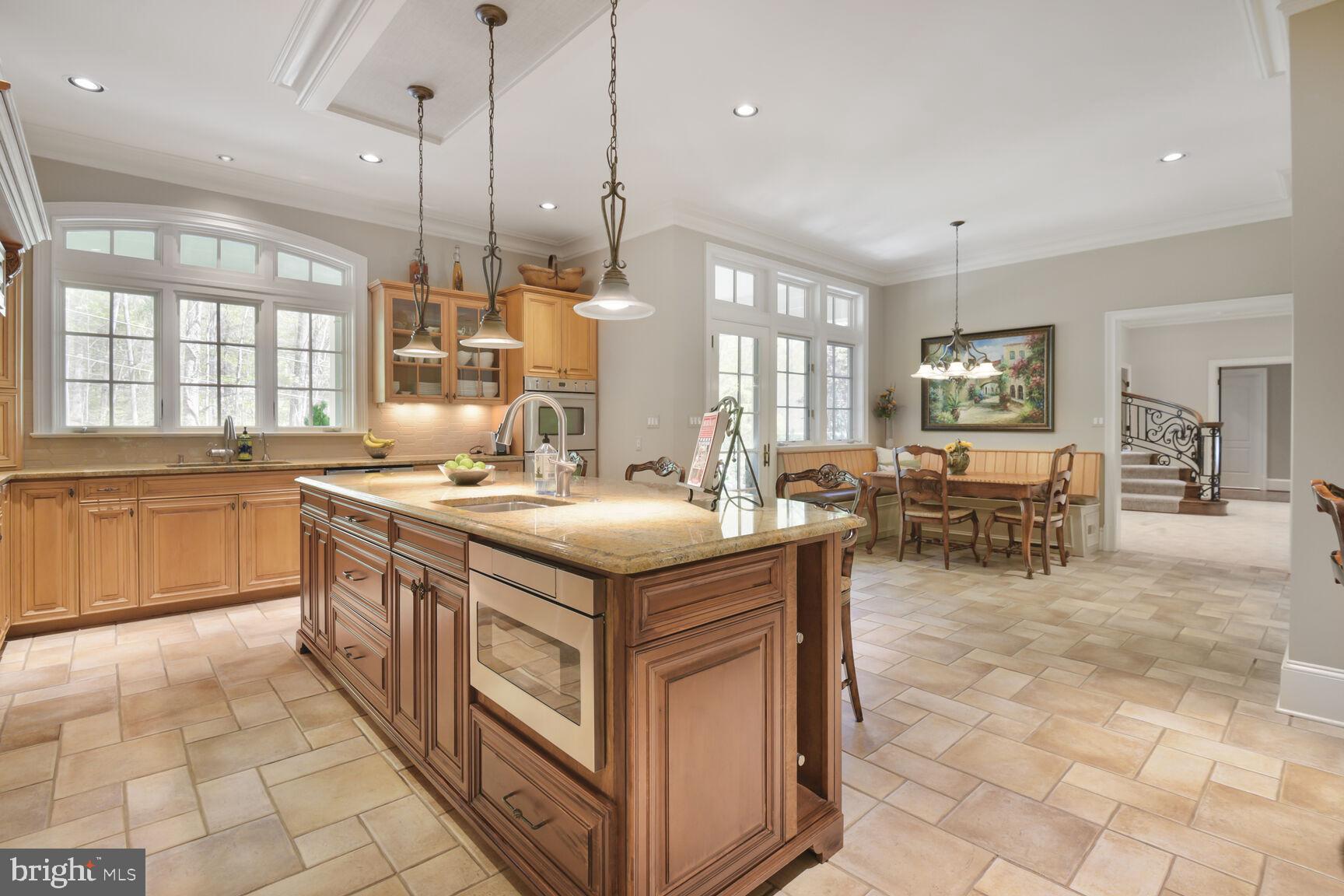 BANNOCKBURN ESTATES - Residential