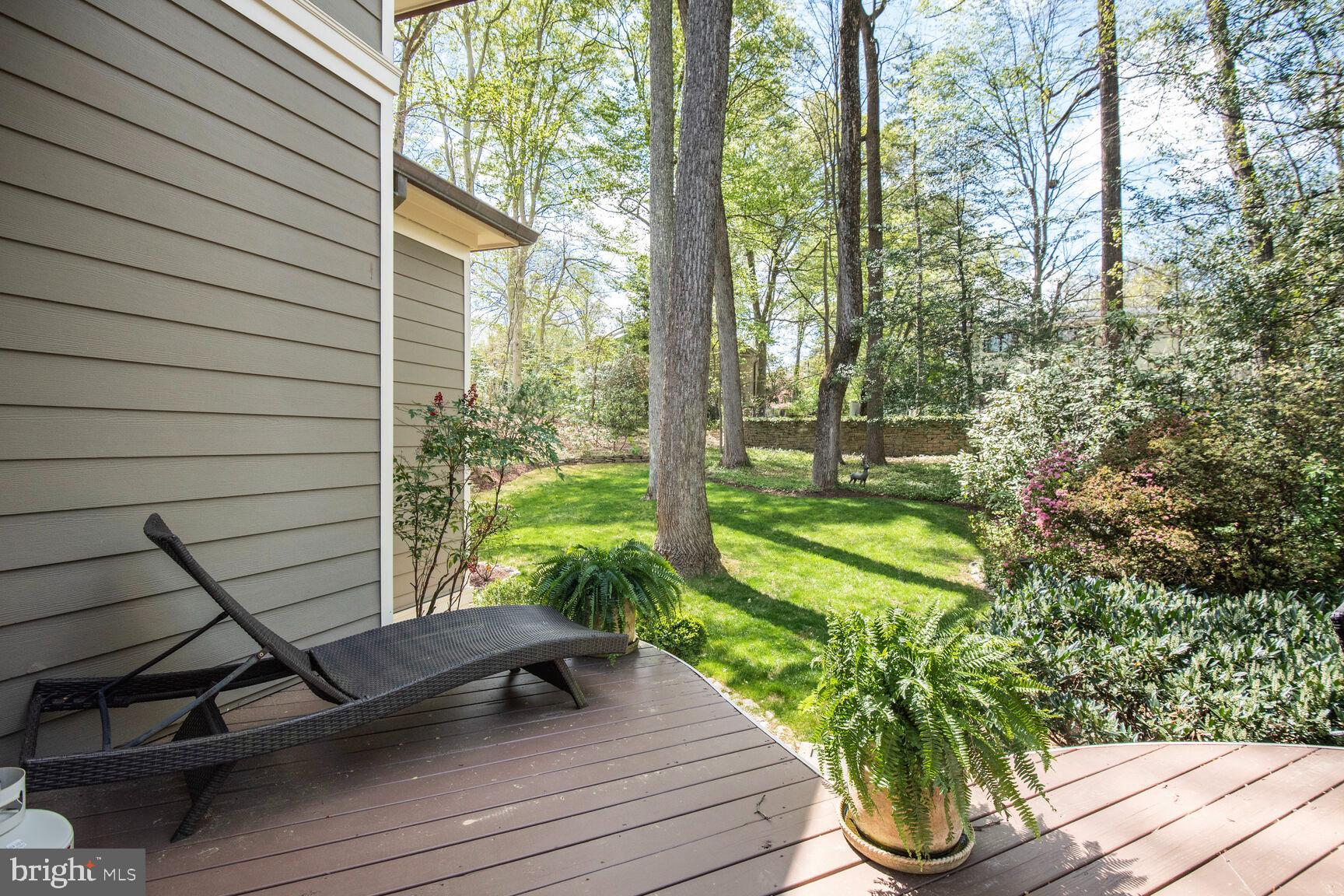 BANNOCKBURN ESTATES - Residential