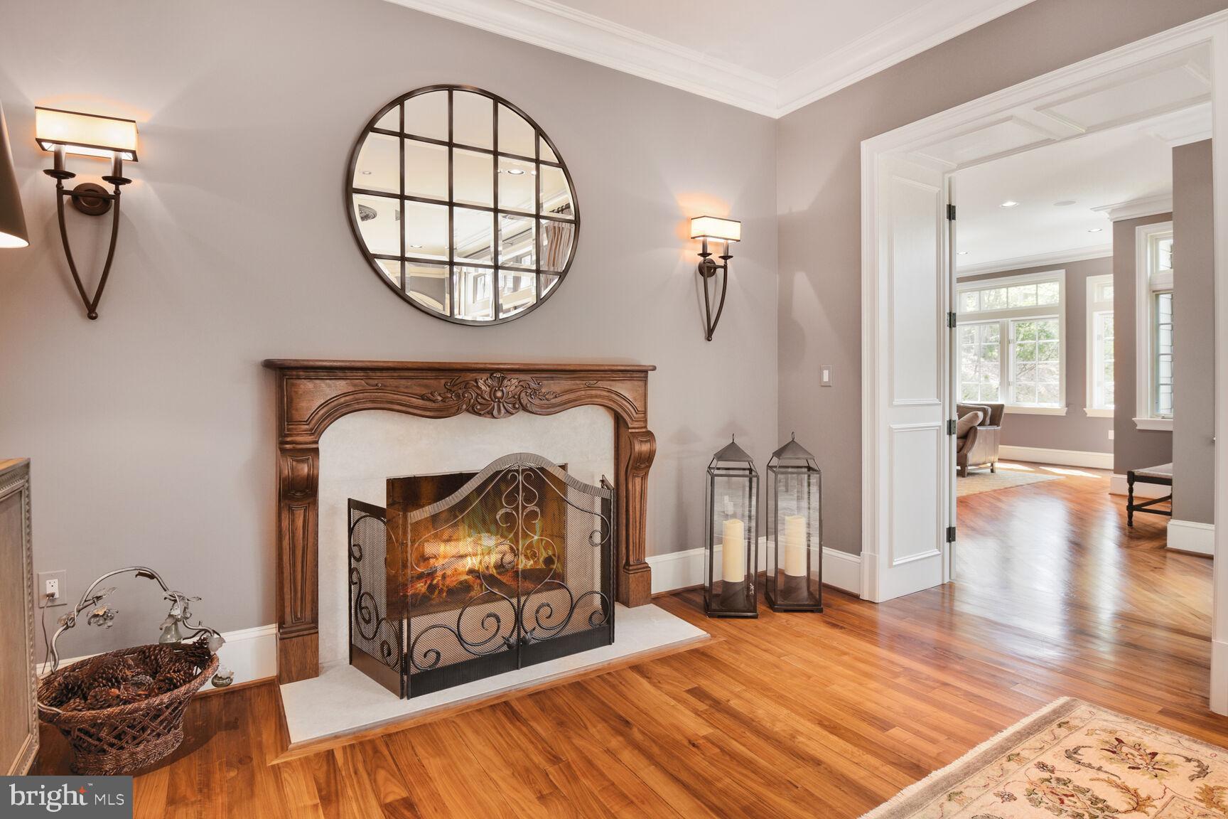 BANNOCKBURN ESTATES - Residential