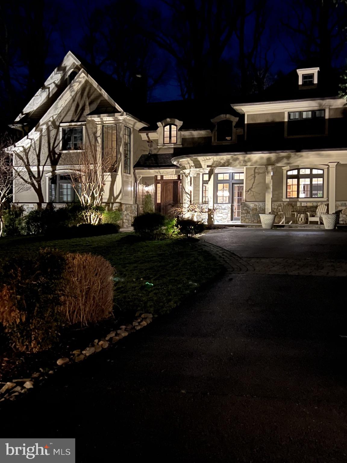 BANNOCKBURN ESTATES - Residential