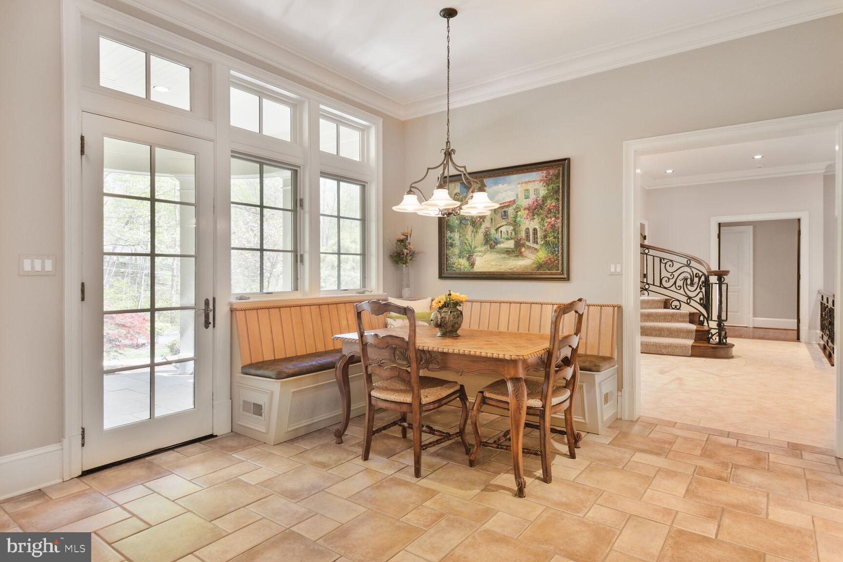 BANNOCKBURN ESTATES - Residential