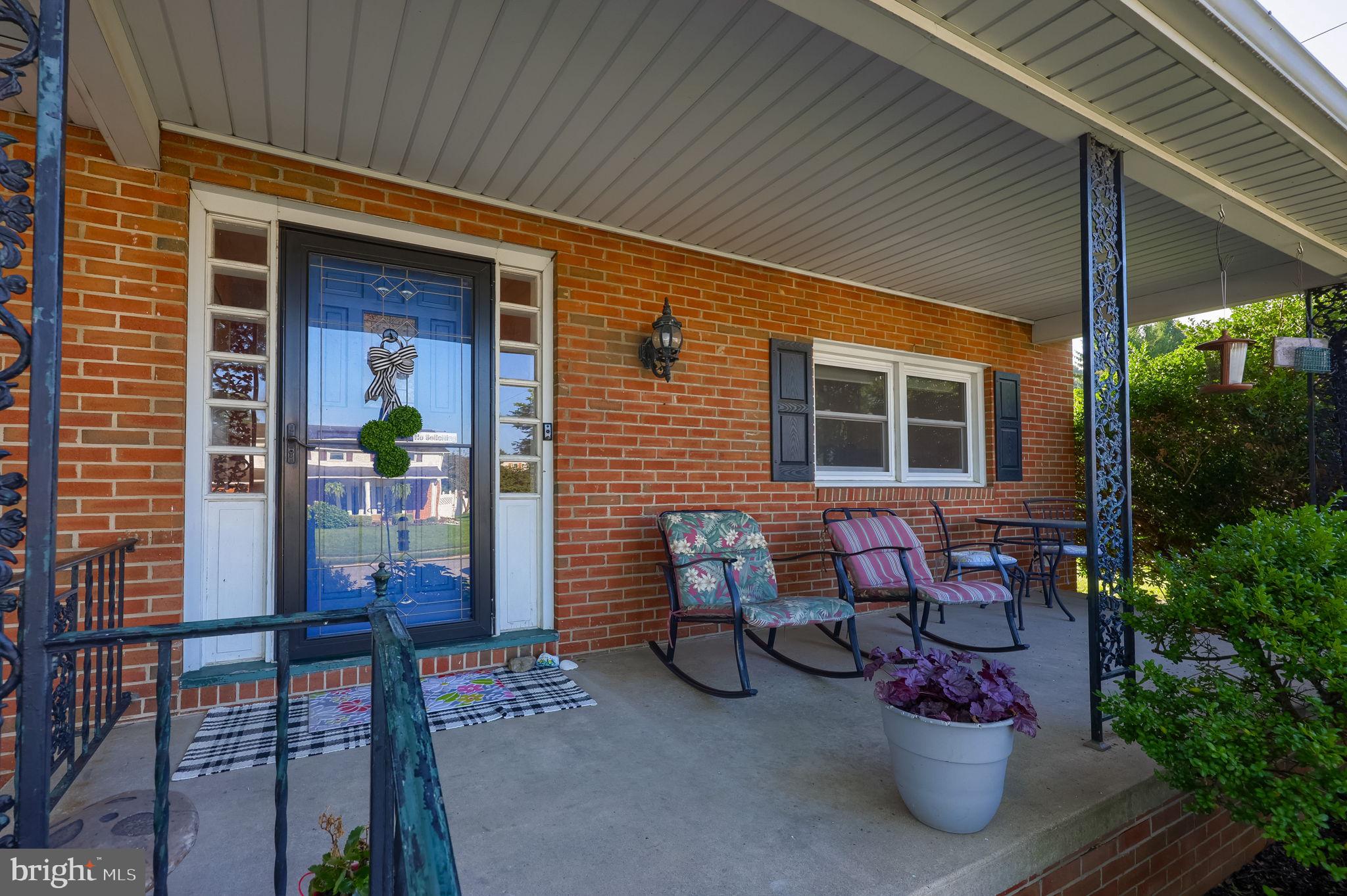 445 IVORY ROAD
