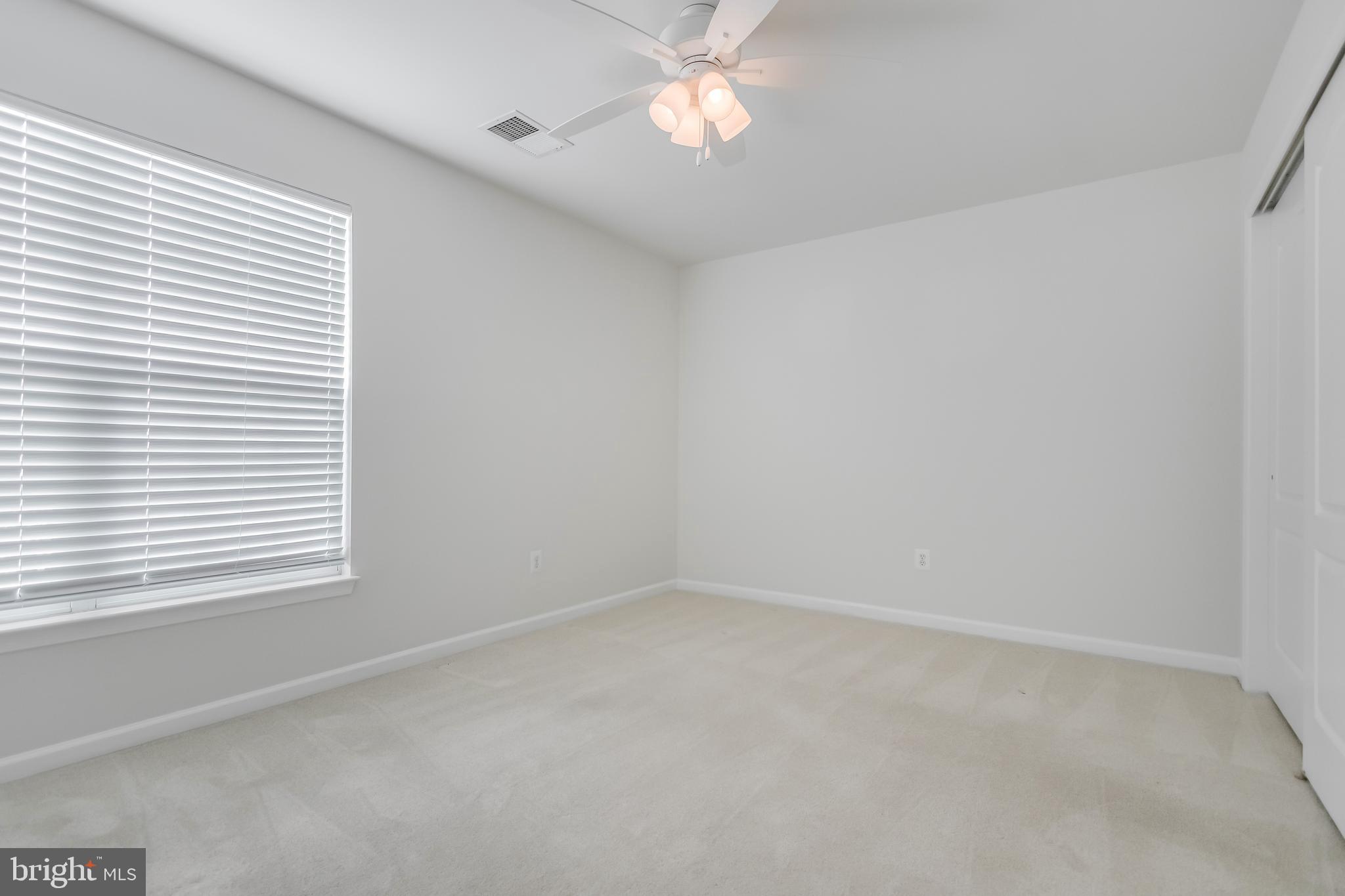 BELMONT COUNTRY CLUB - Residential Lease