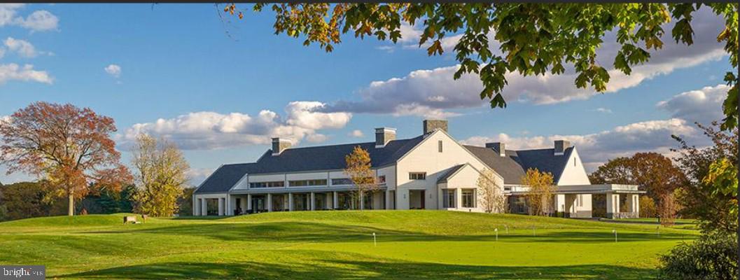 BELMONT COUNTRY CLUB - Residential Lease