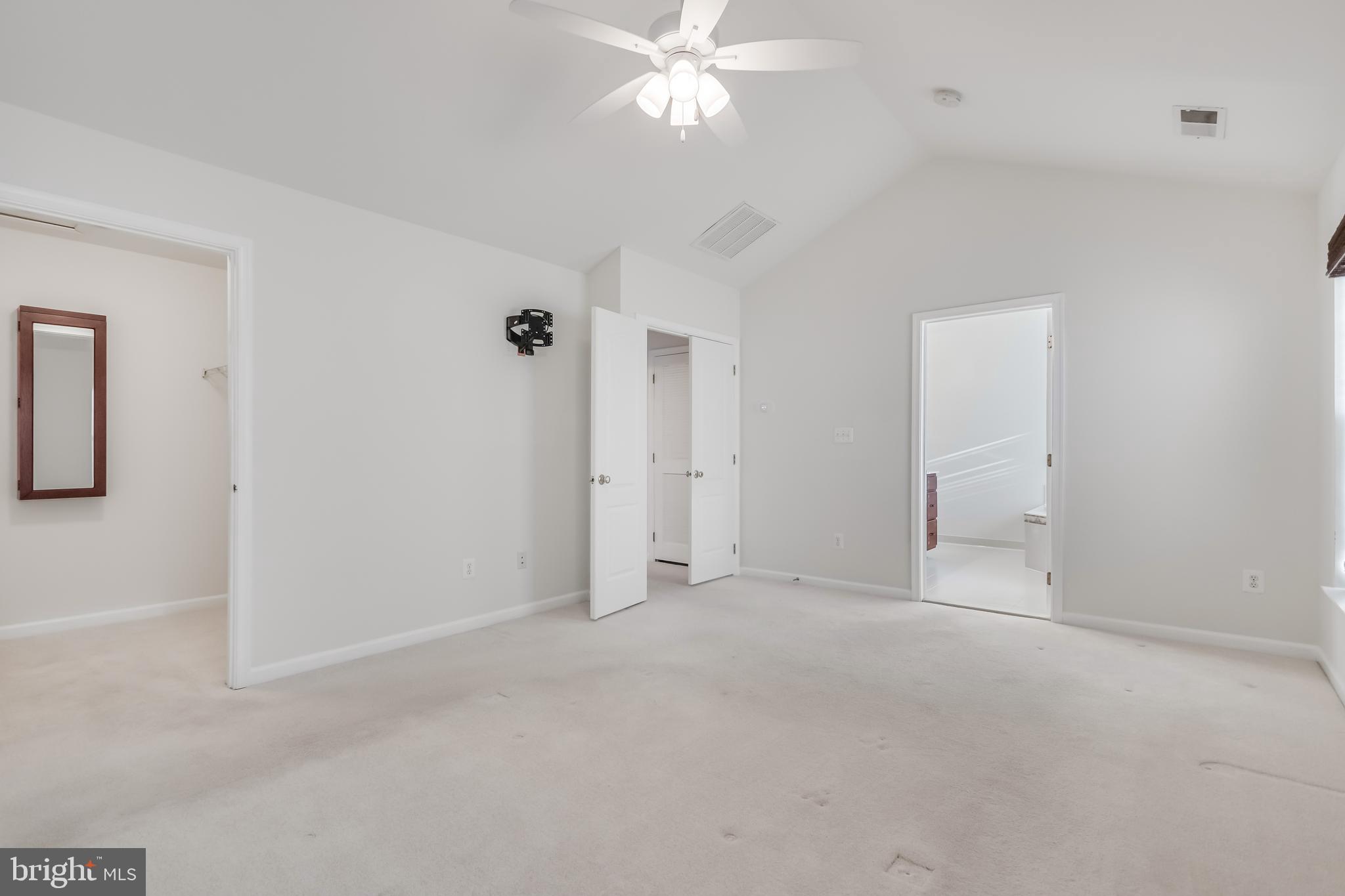 BELMONT COUNTRY CLUB - Residential Lease