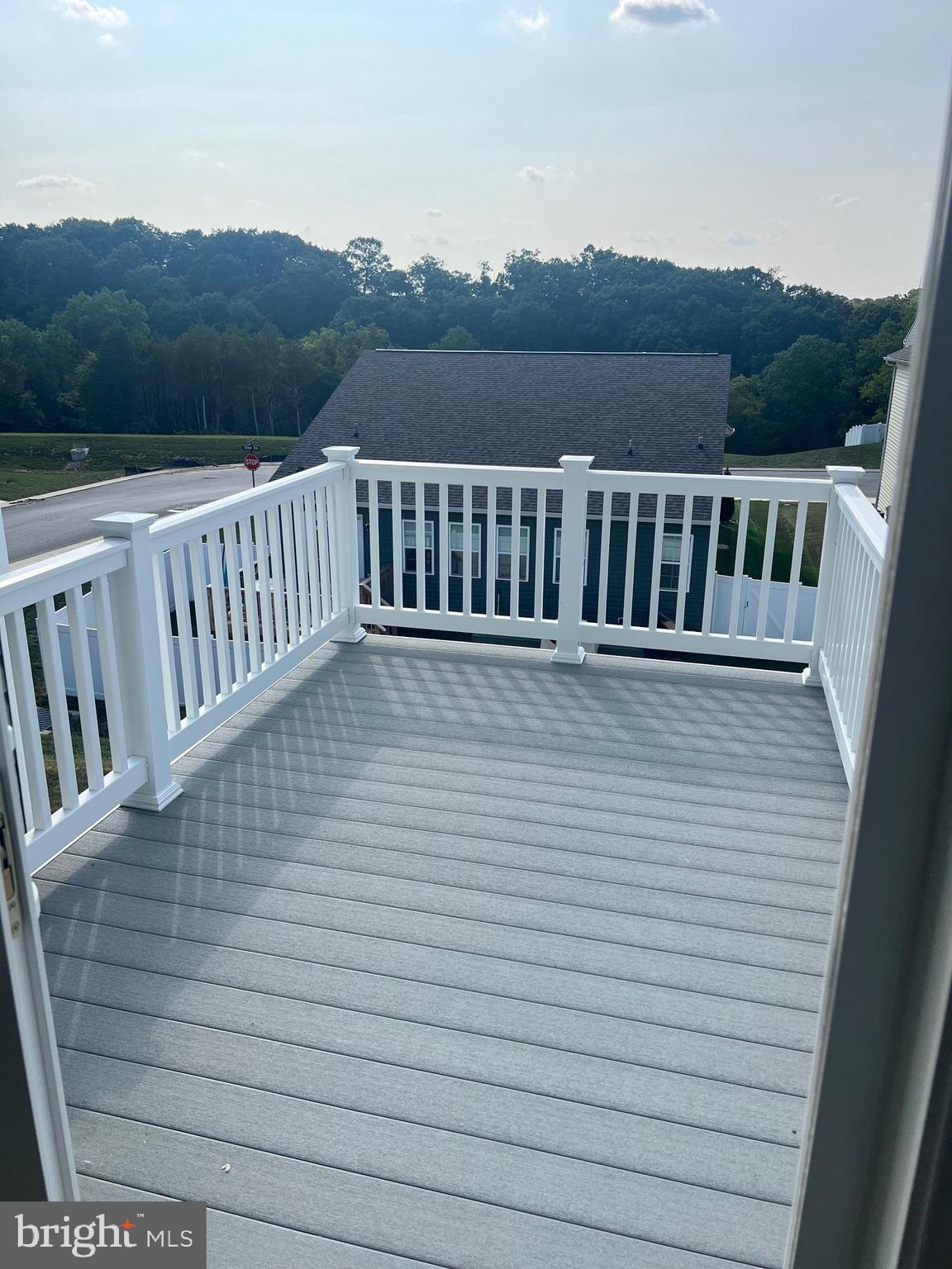 OVERLOOK AT RIVERSIDE TOWNHOMES - Residential Lease