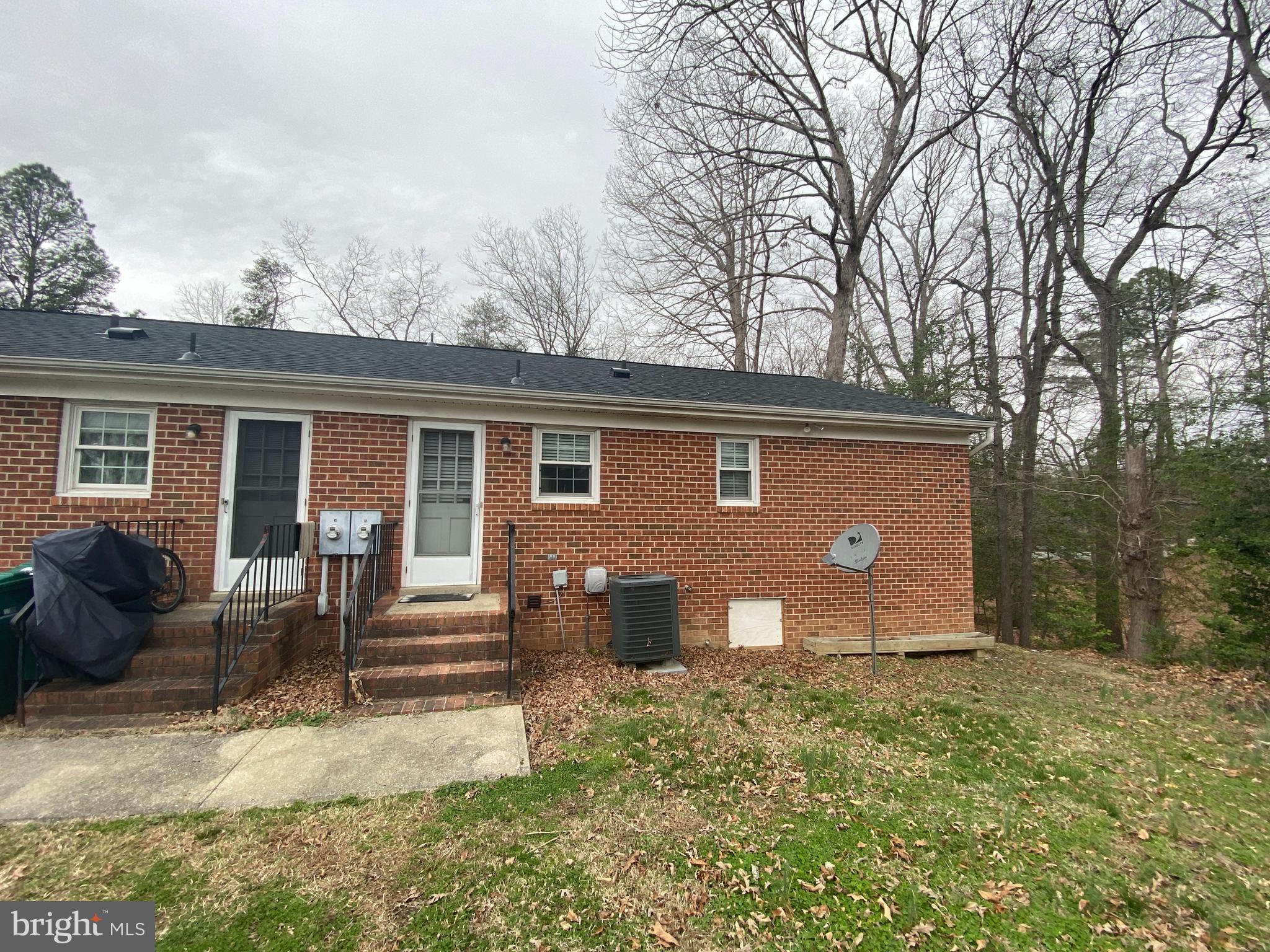 ELLIOT - Residential Lease