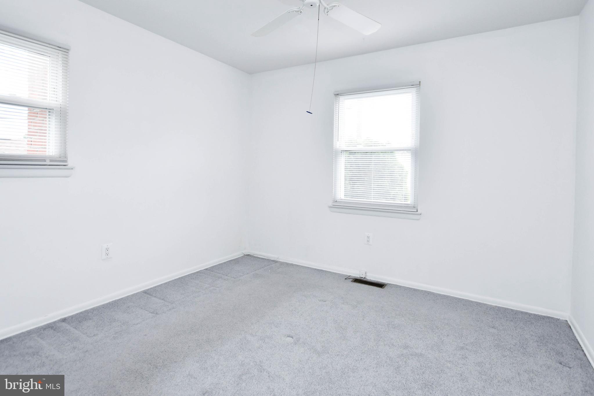 GLENARDEN WOODS - Residential