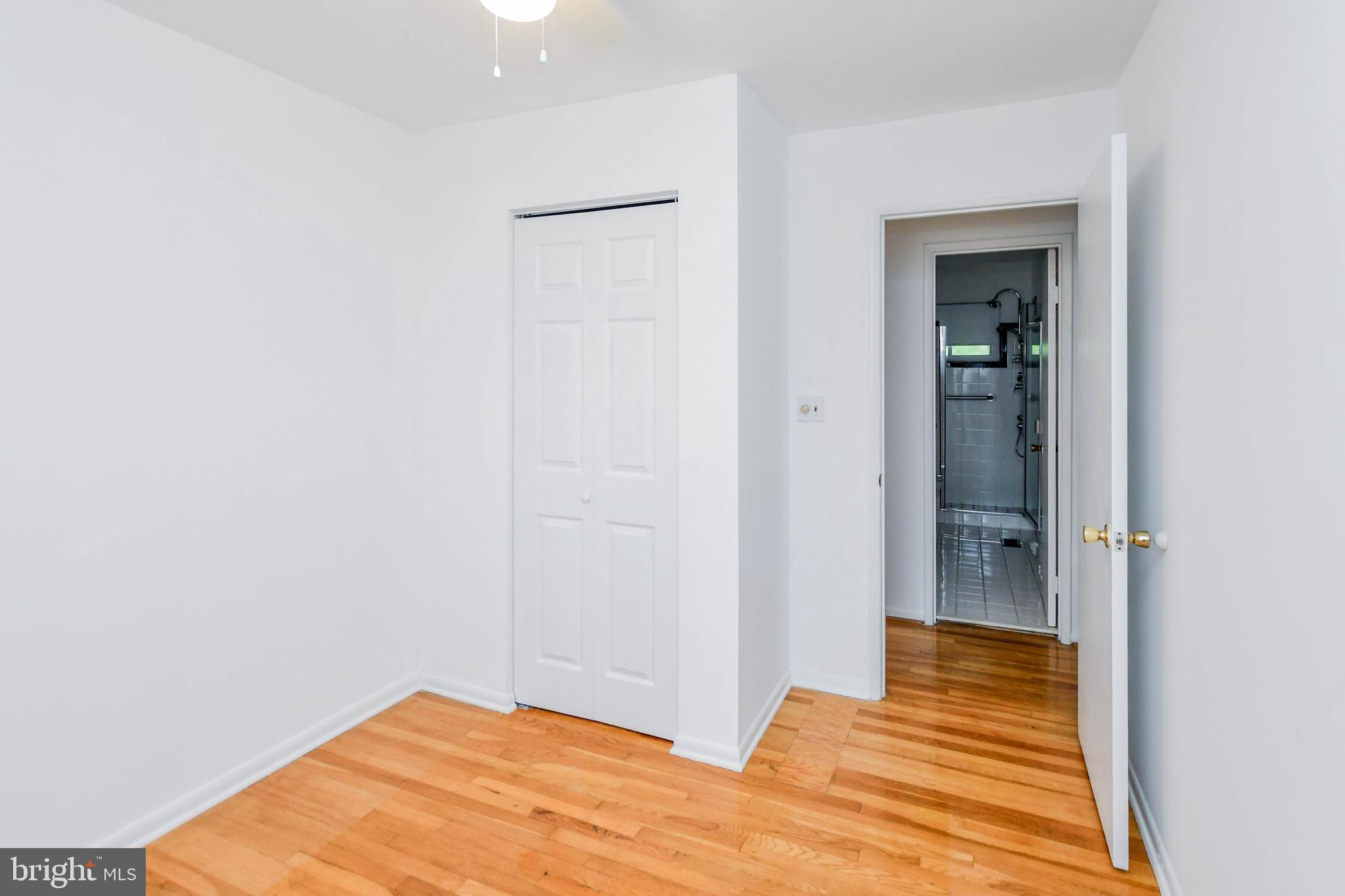 GLENARDEN WOODS - Residential