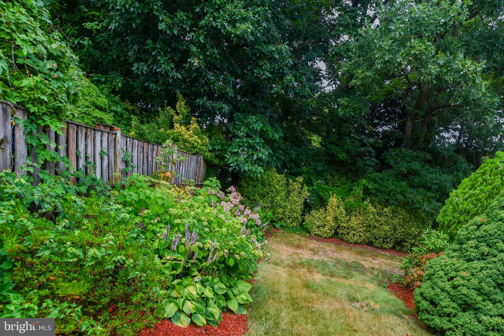 GLENARDEN WOODS - Residential