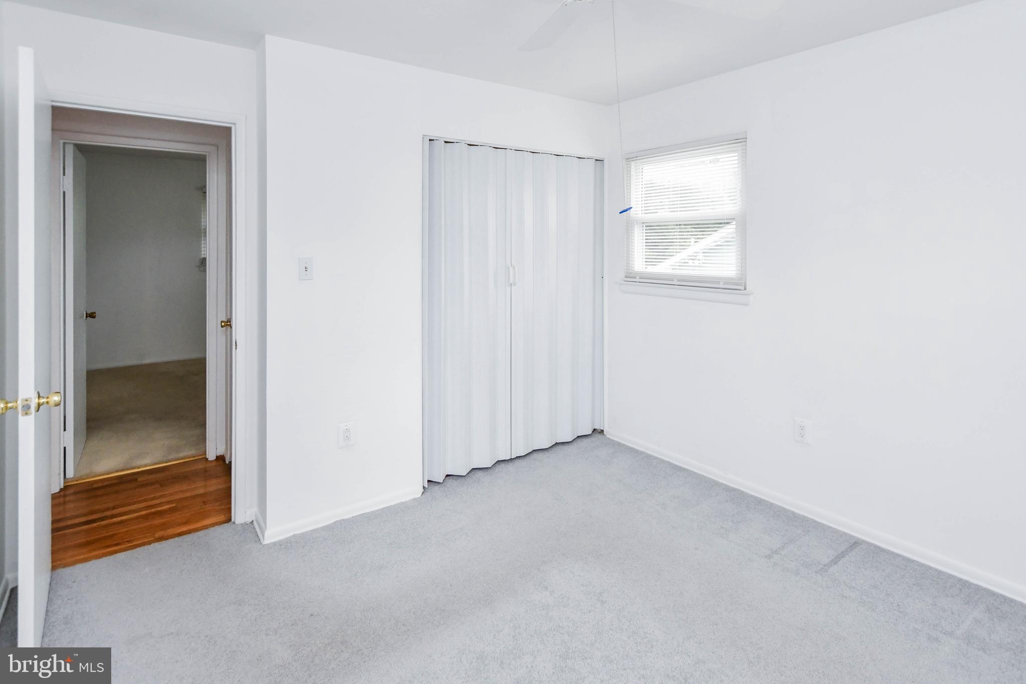 GLENARDEN WOODS - Residential