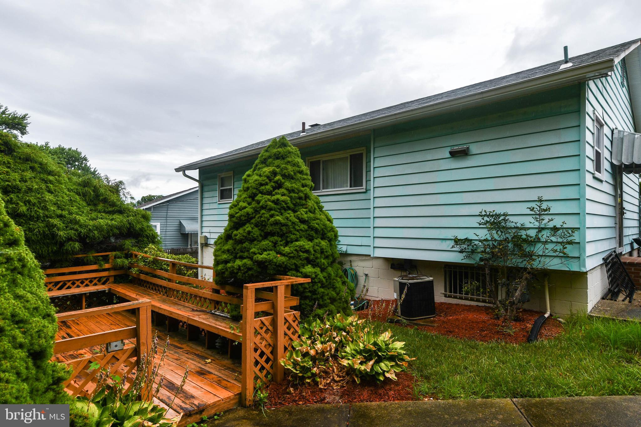 GLENARDEN WOODS - Residential