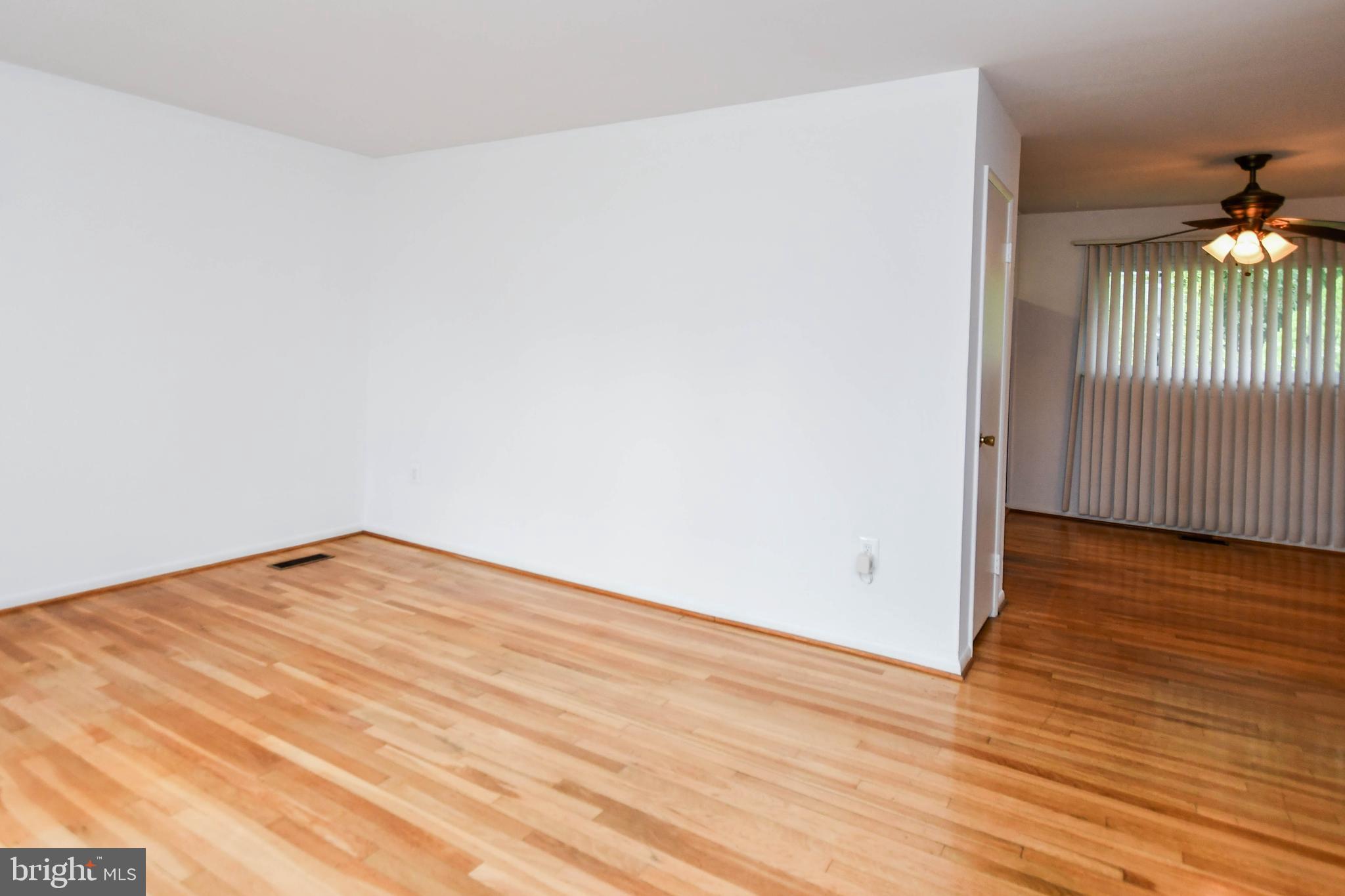 GLENARDEN WOODS - Residential