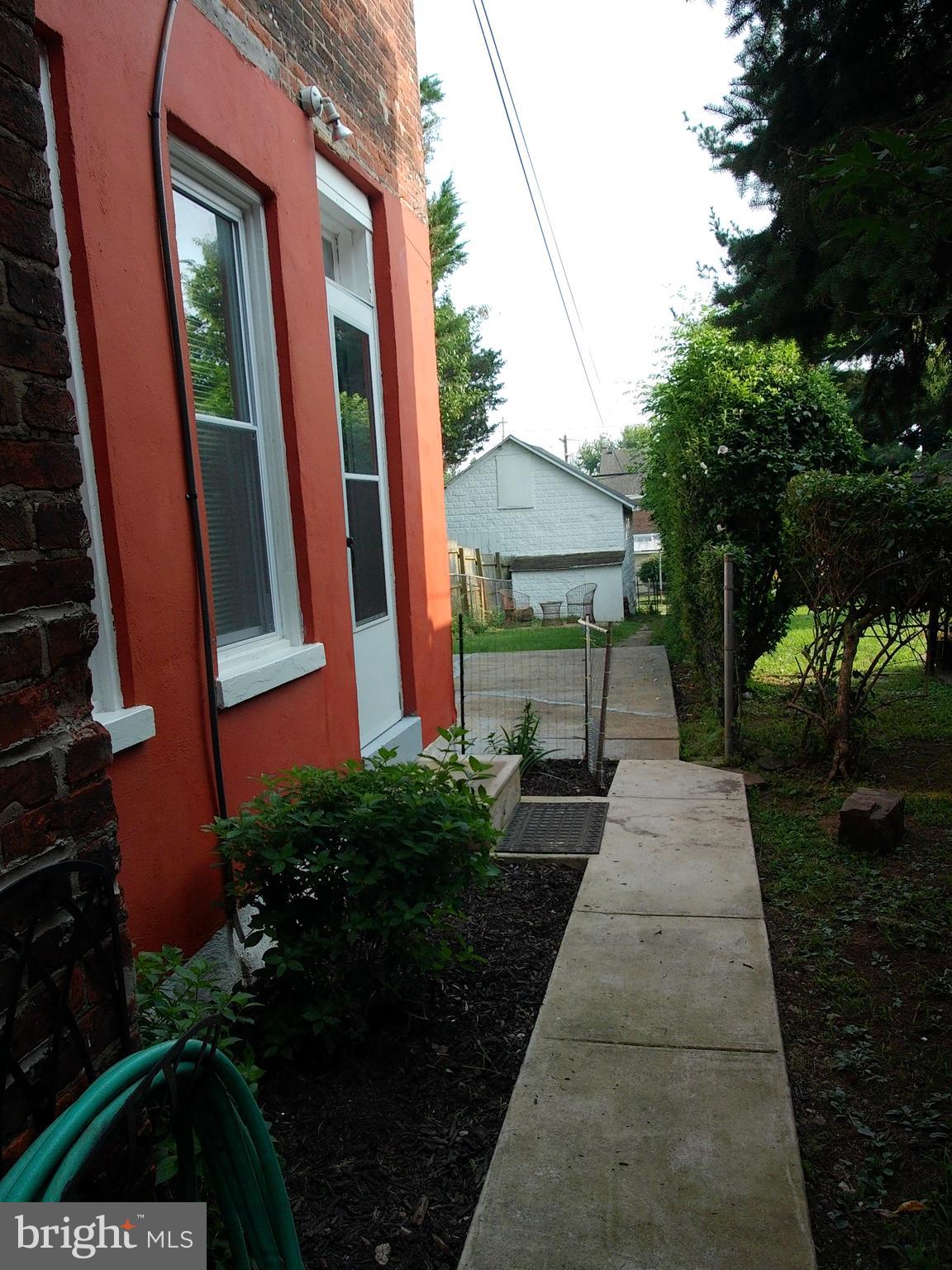 POTTSTOWN - Residential