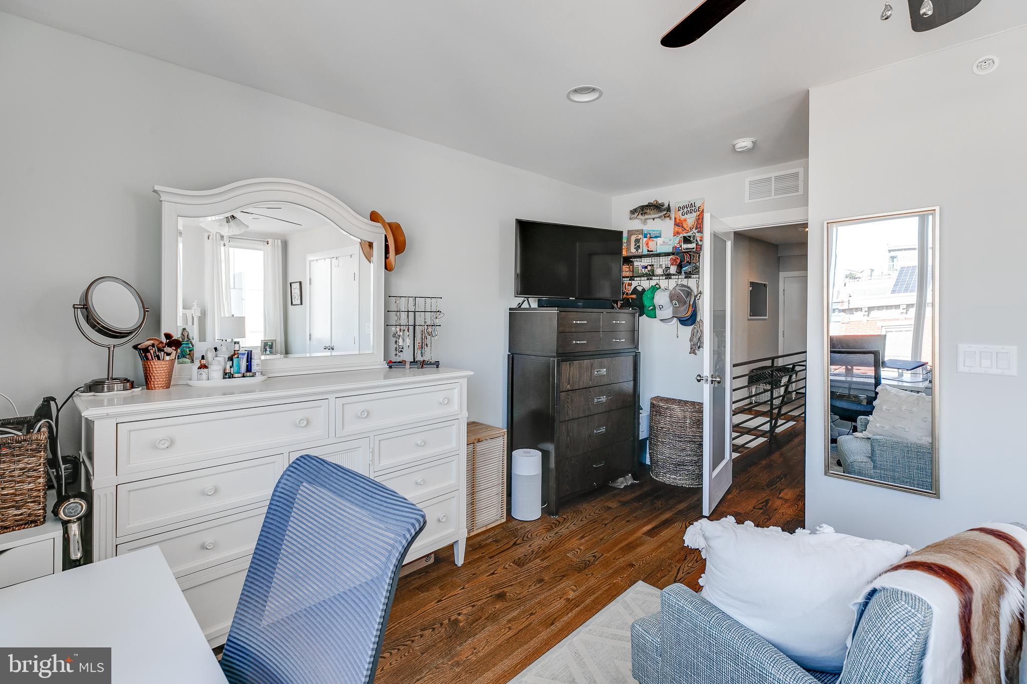 FRANCISVILLE - Residential