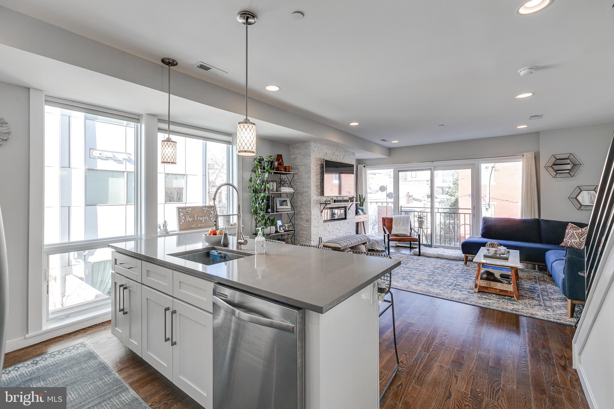 FRANCISVILLE - Residential