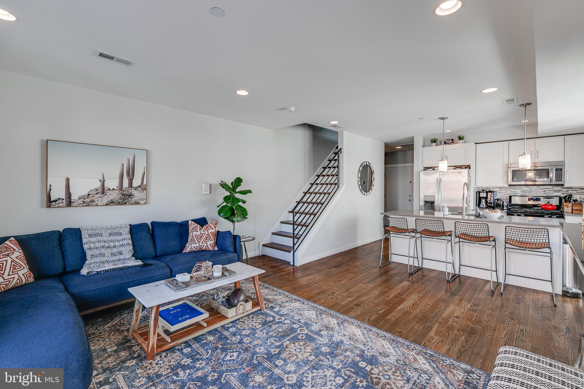 FRANCISVILLE - Residential