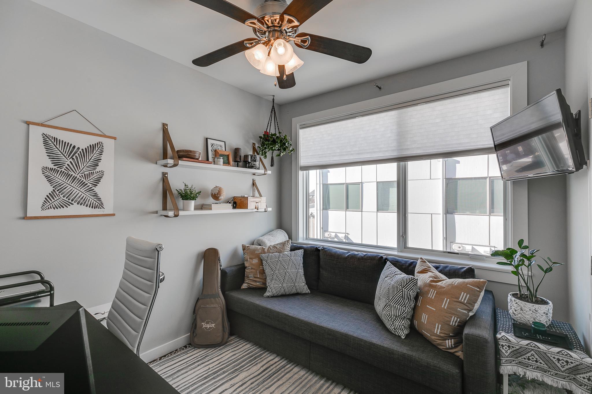 FRANCISVILLE - Residential