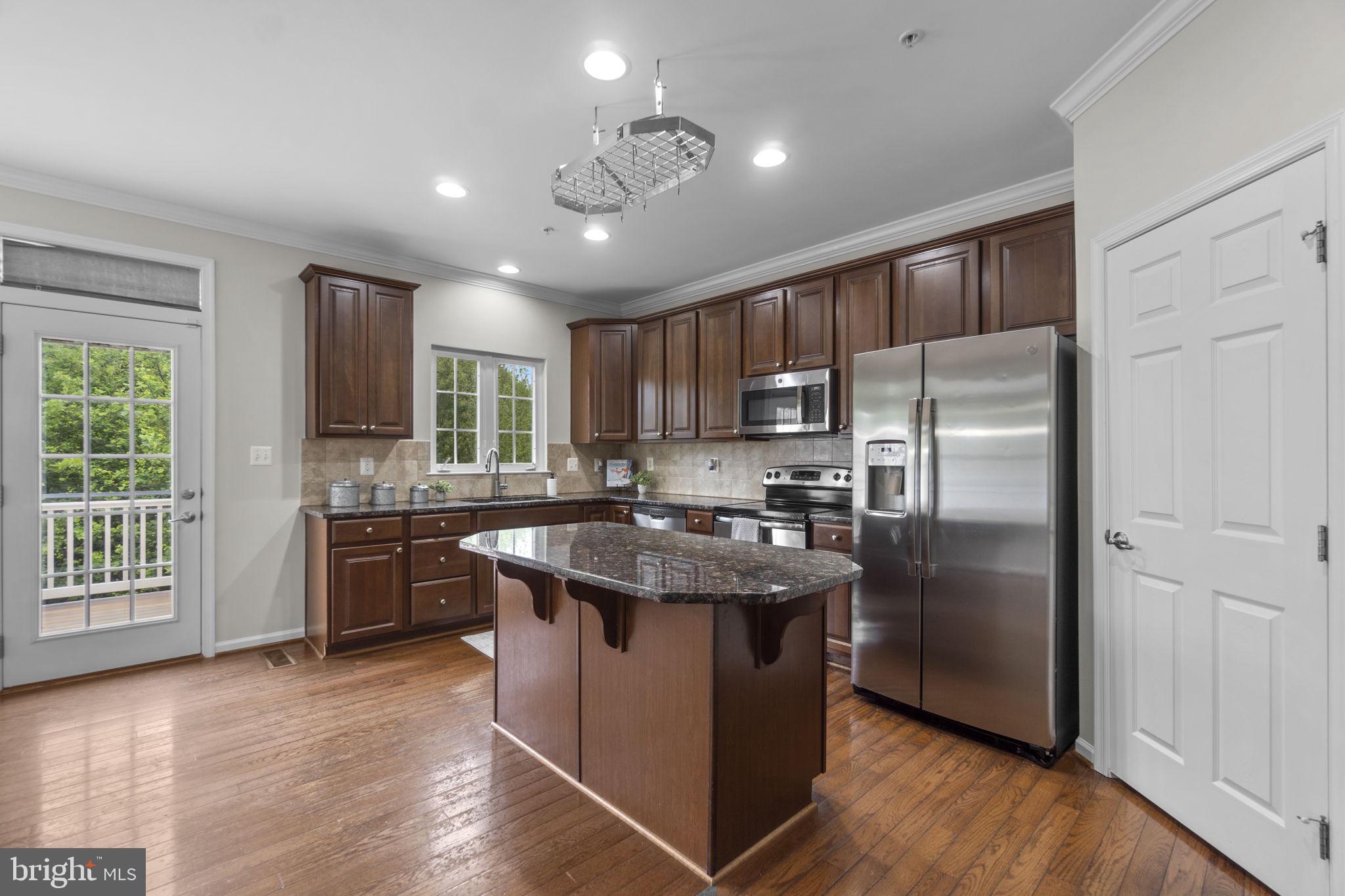 RAINCLIFFE CENTER - Residential