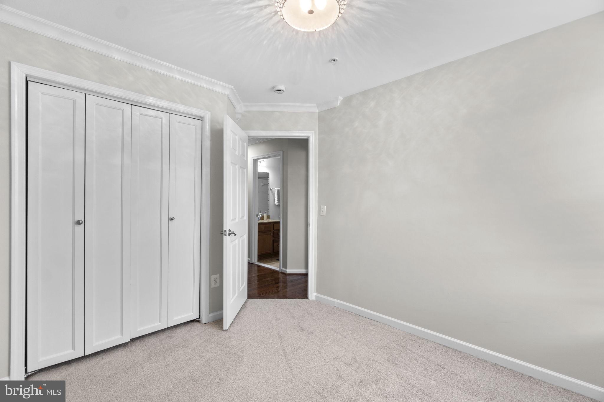 RAINCLIFFE CENTER - Residential