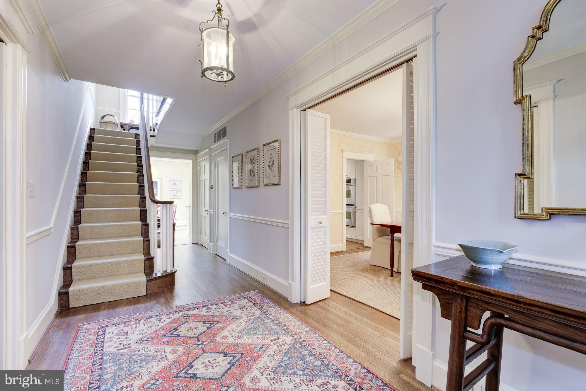 CHEVY CHASE VILLAGE - Residential