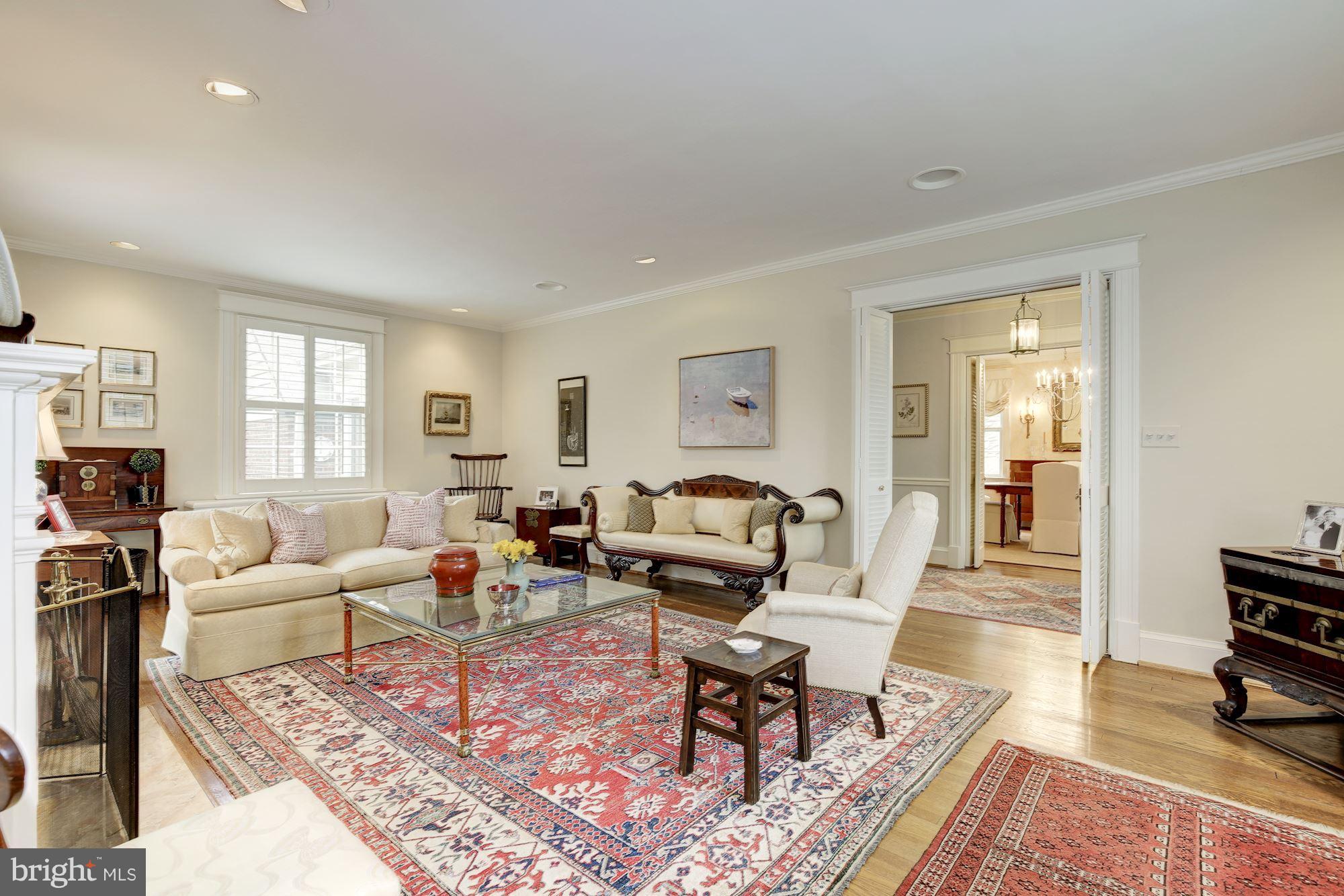 CHEVY CHASE VILLAGE - Residential